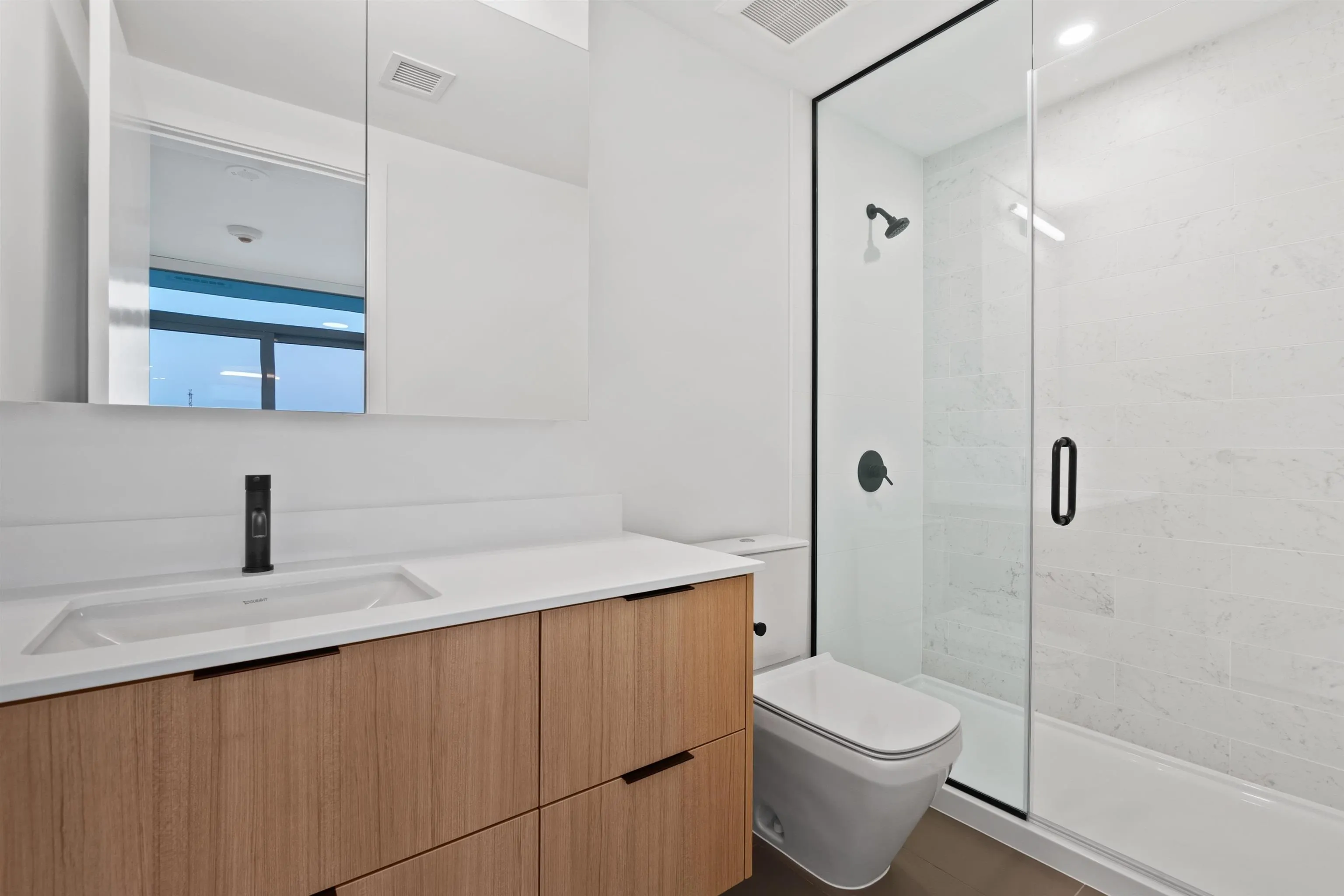 204 10225 Whalley Boulevard