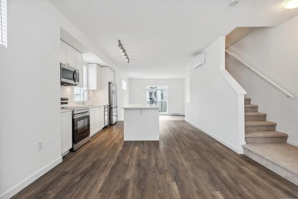 150 15778 85th Avenue