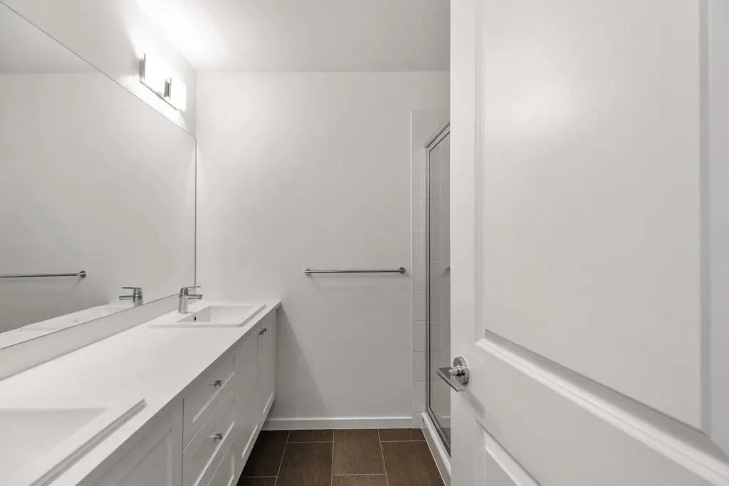 150 15778 85th Avenue