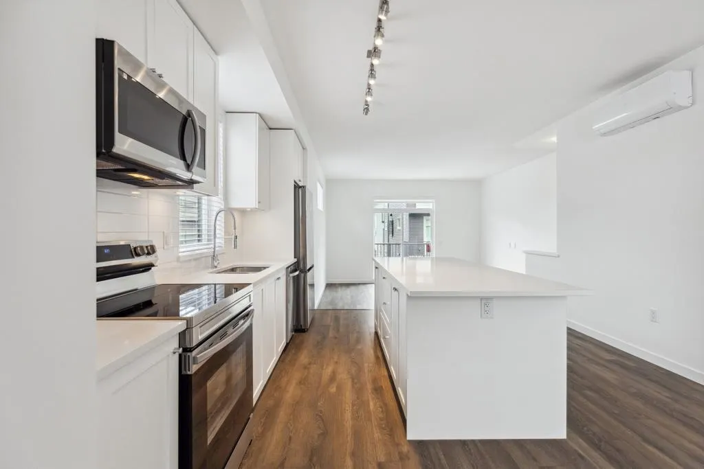 150 15778 85th Avenue