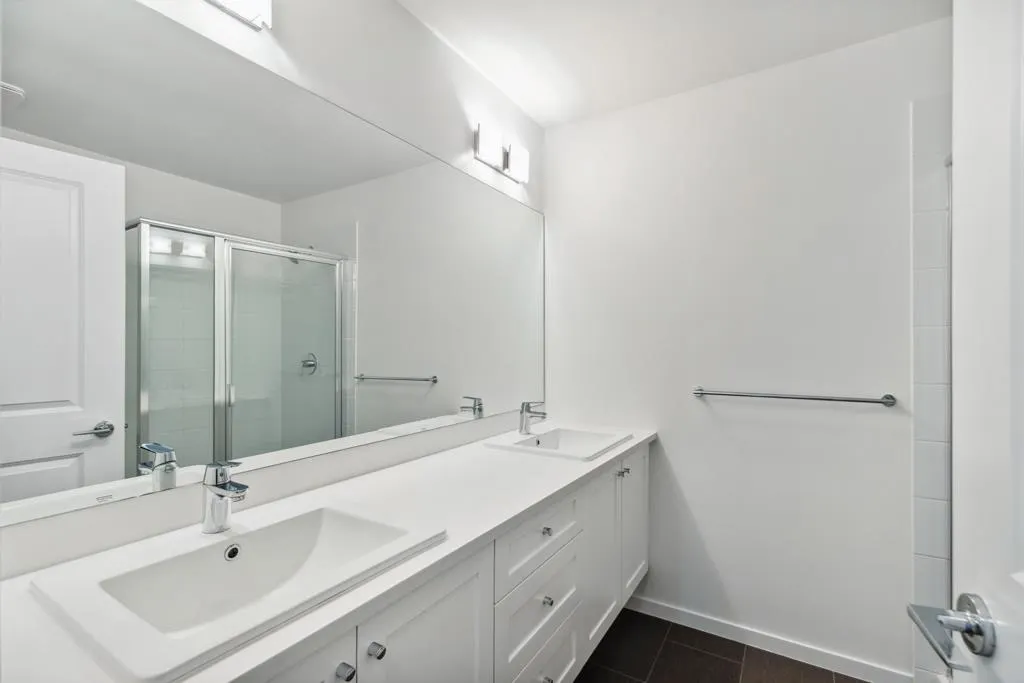 150 15778 85th Avenue