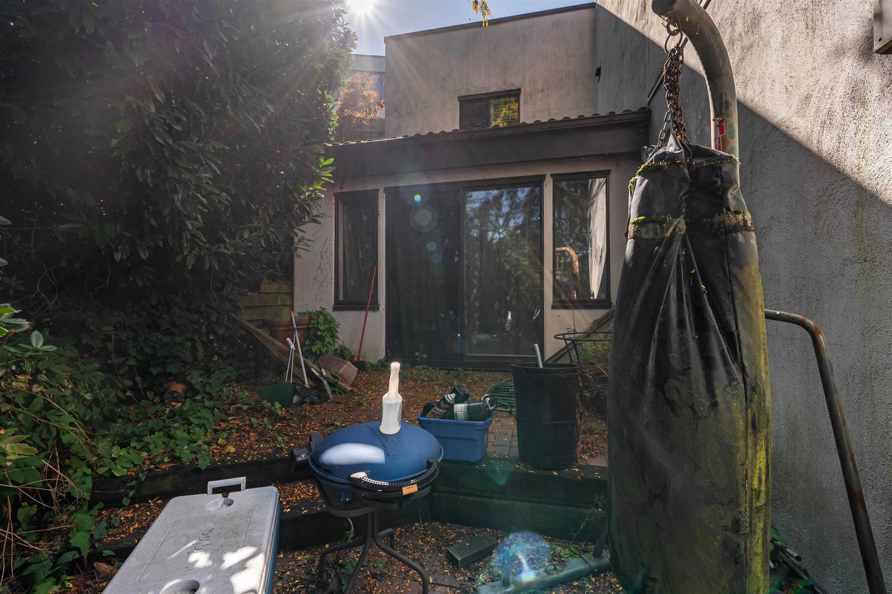 1200 Island Park Walk