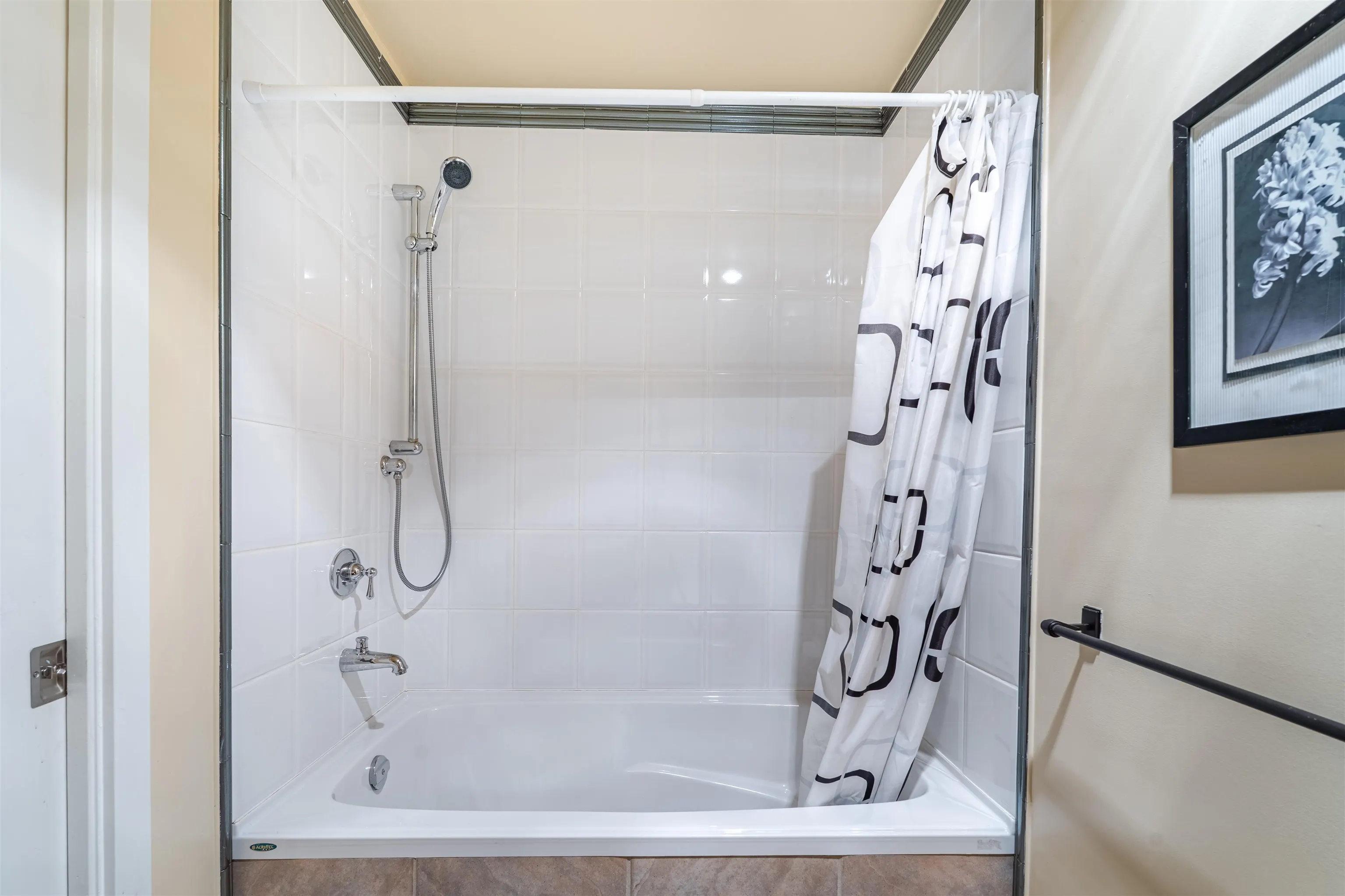 1200 Island Park Walk