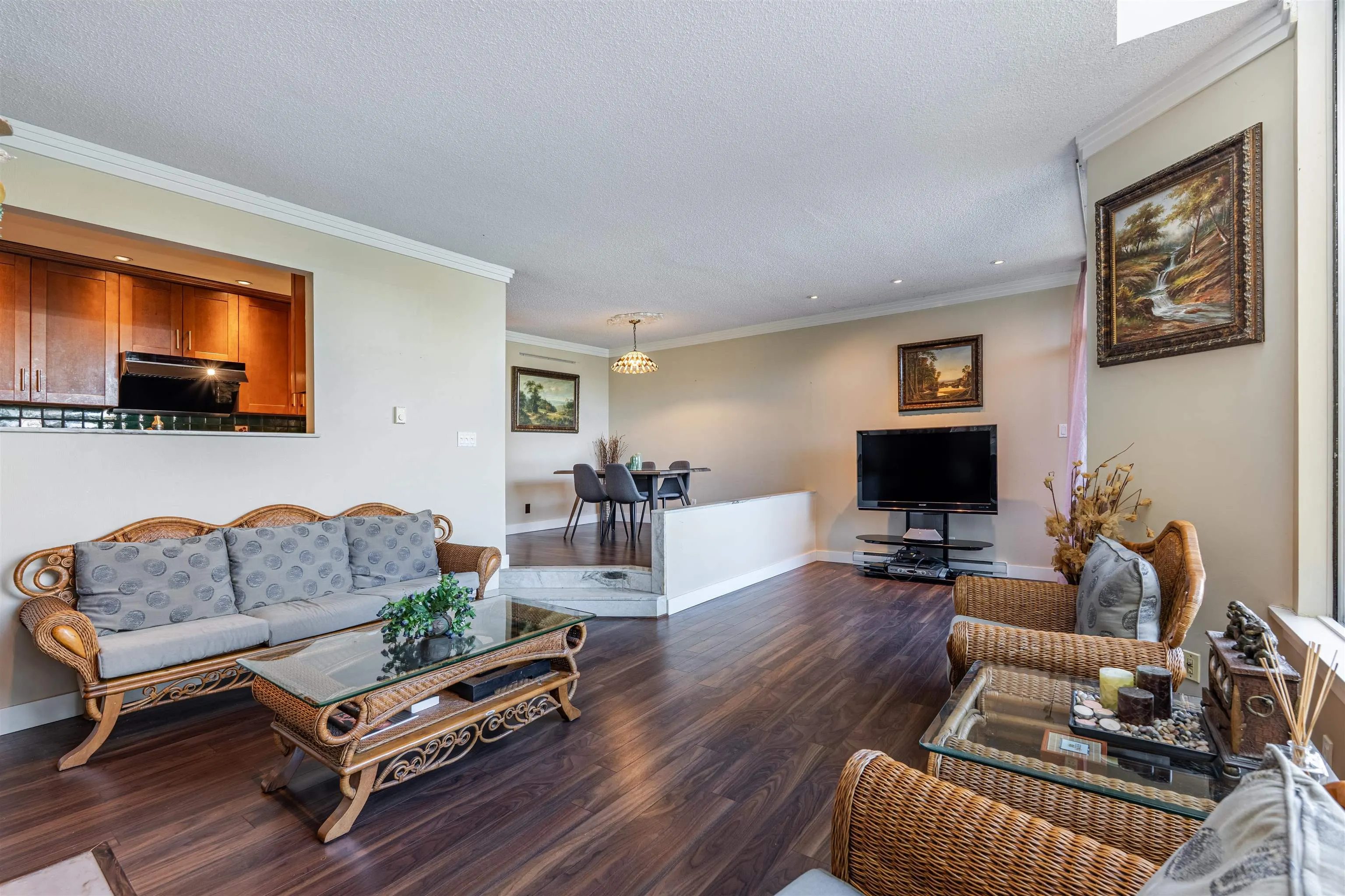 1200 Island Park Walk