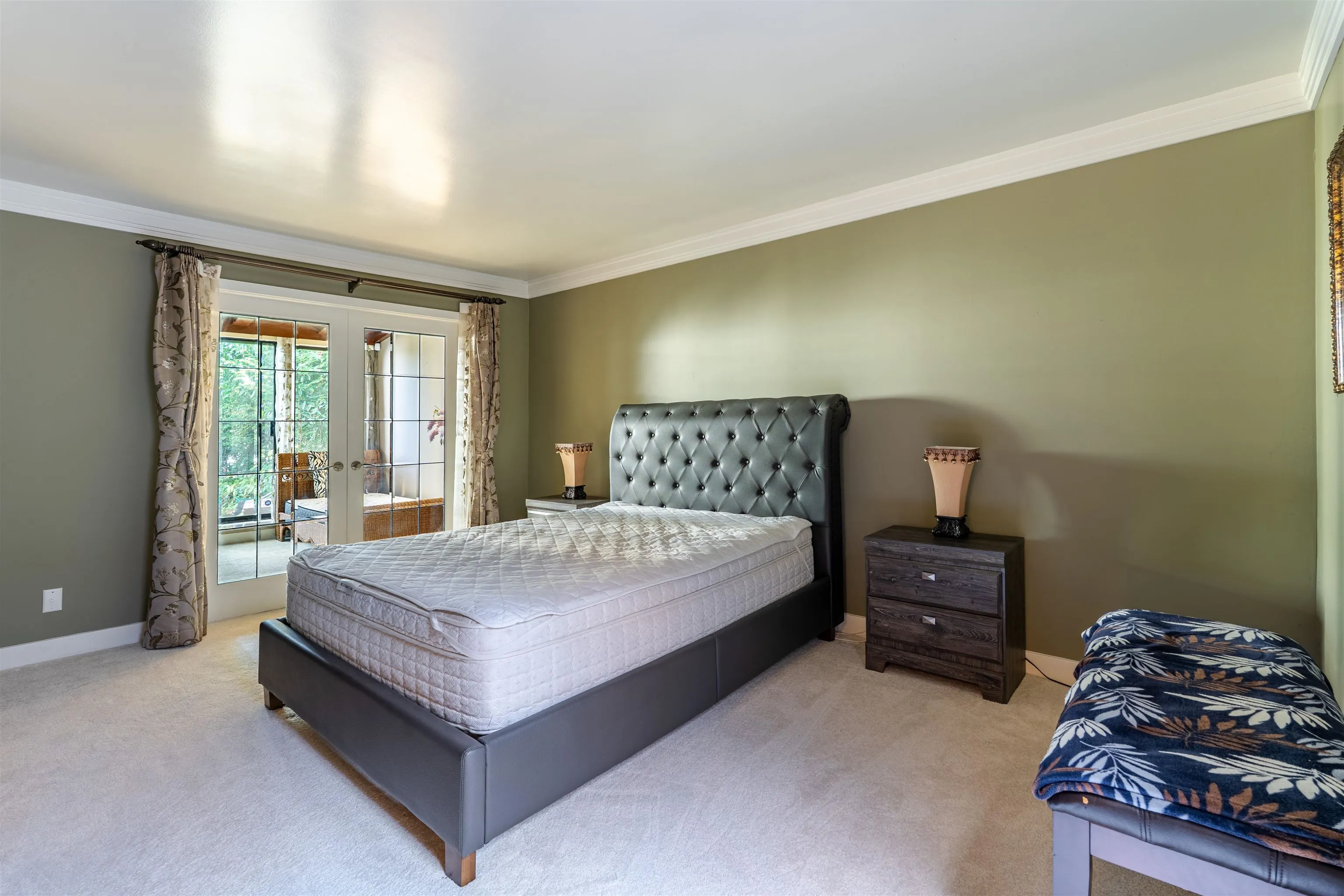 1200 Island Park Walk