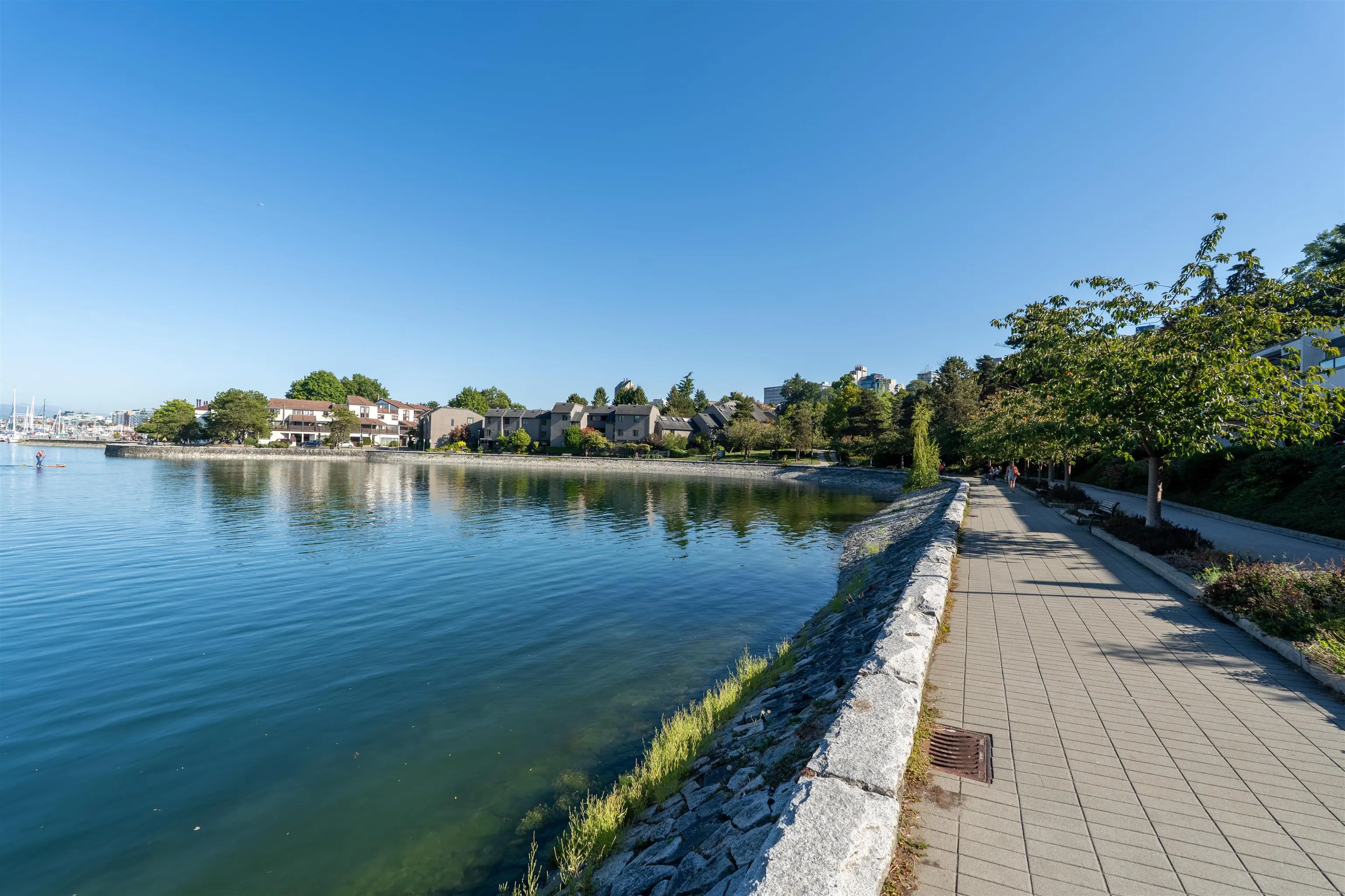 1200 Island Park Walk