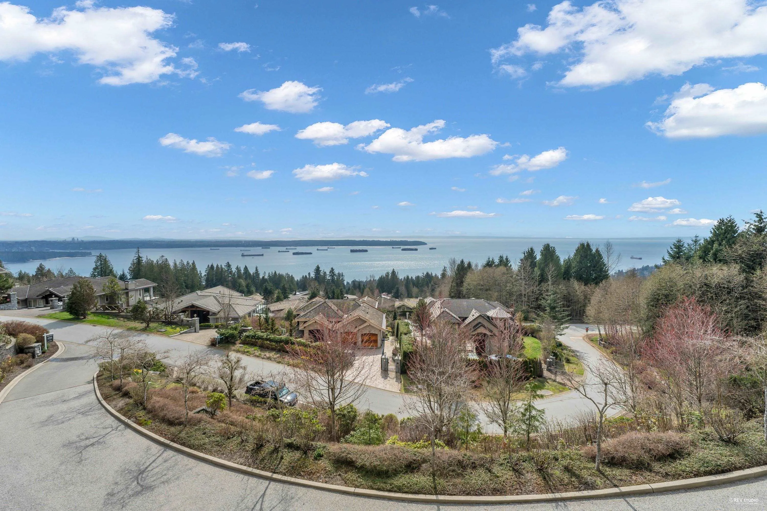 102 2575 Garden Court