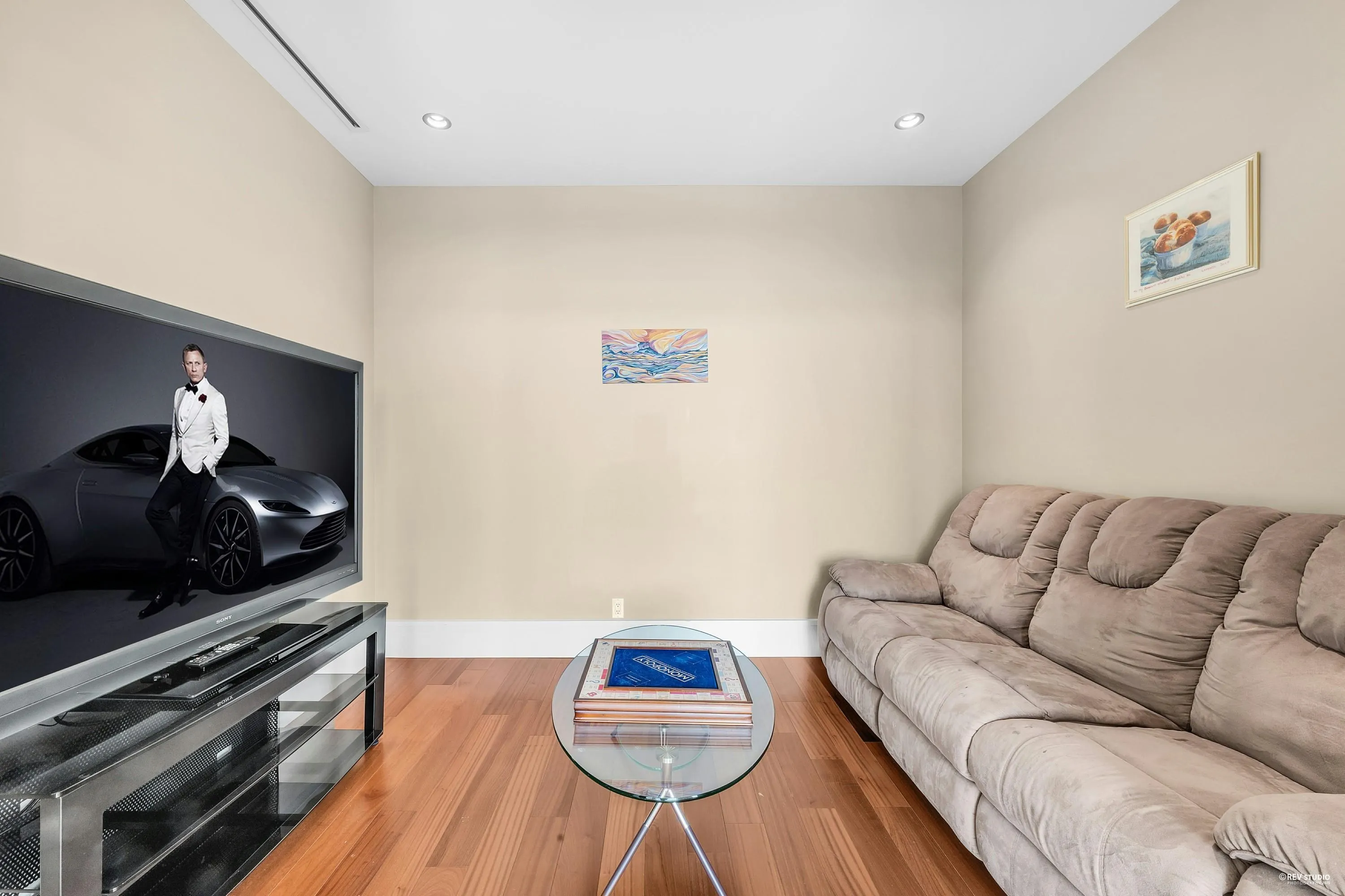 102 2575 Garden Court