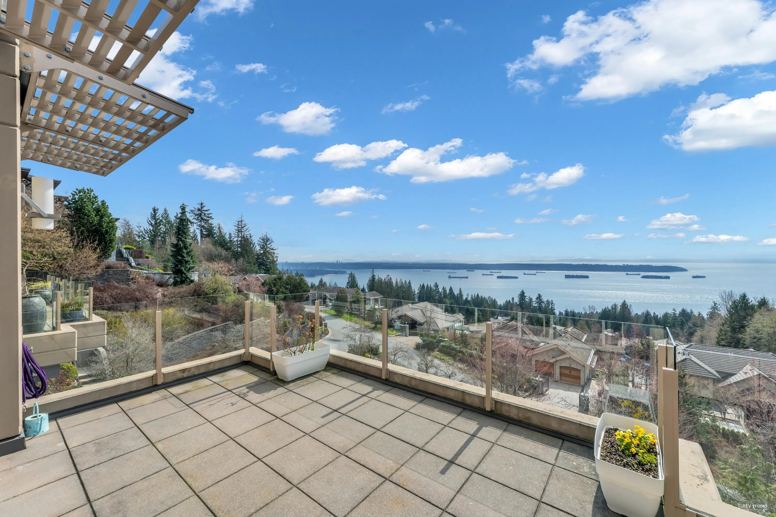 102 2575 Garden Court