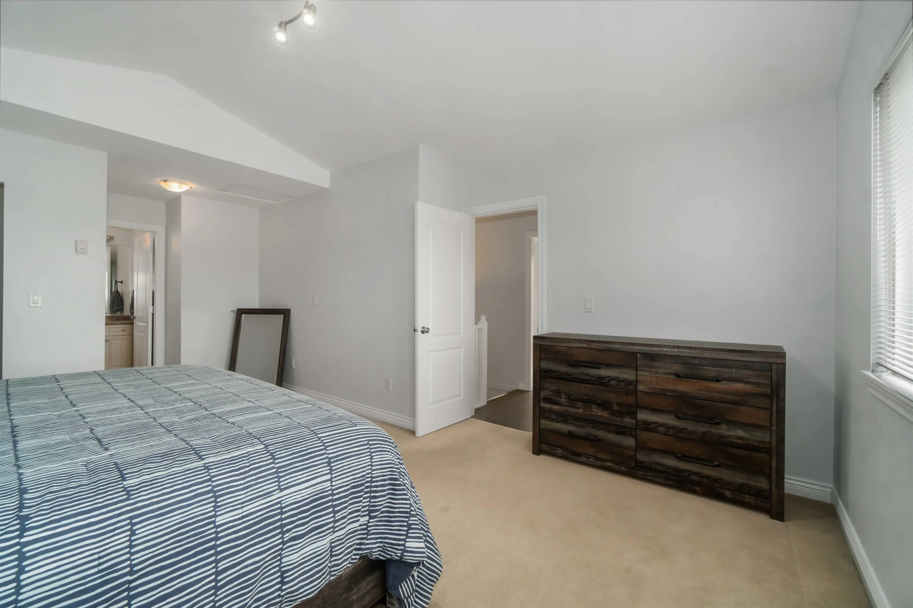 1159 Bennet Drive