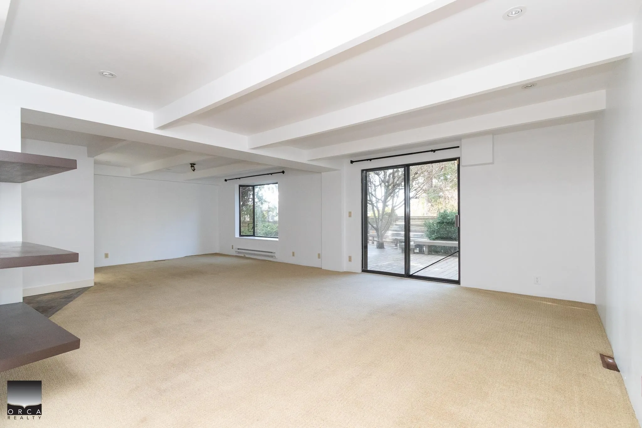 4524 Marineview Crescent