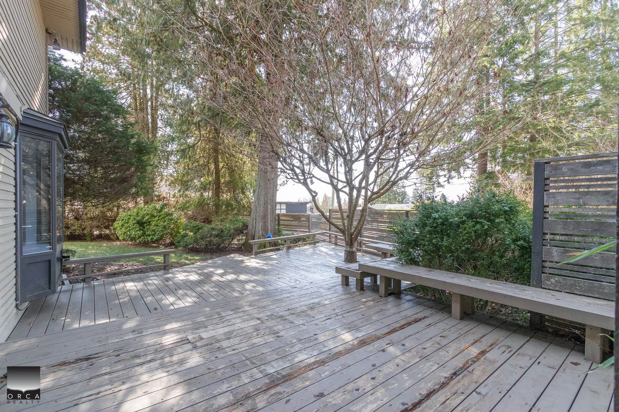 4524 Marineview Crescent