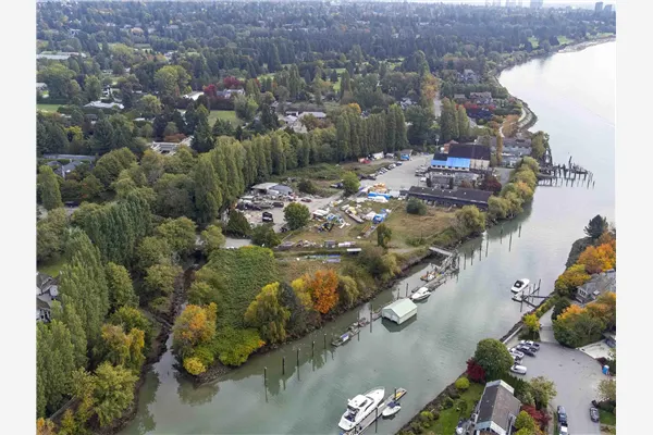 7520 Balaclava Street