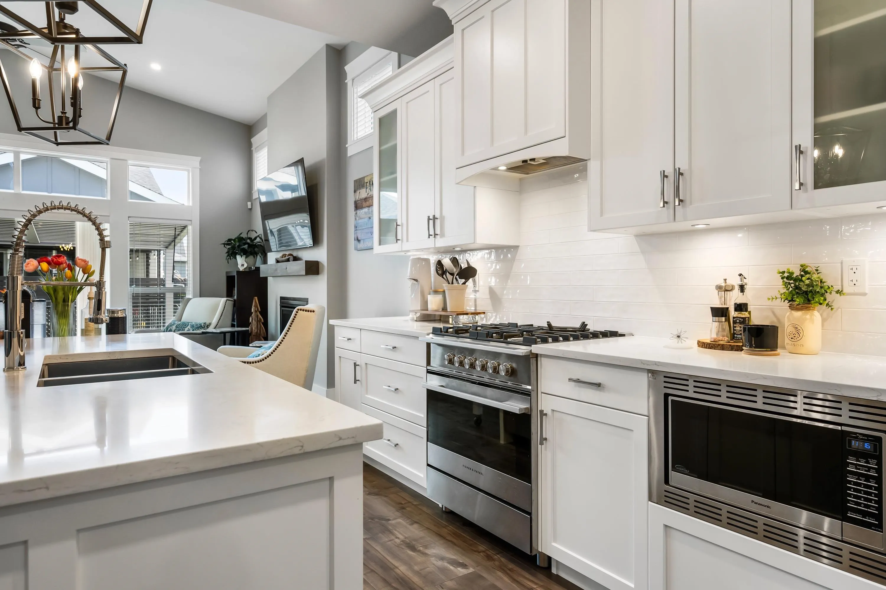 133 46213 Hakweles Road