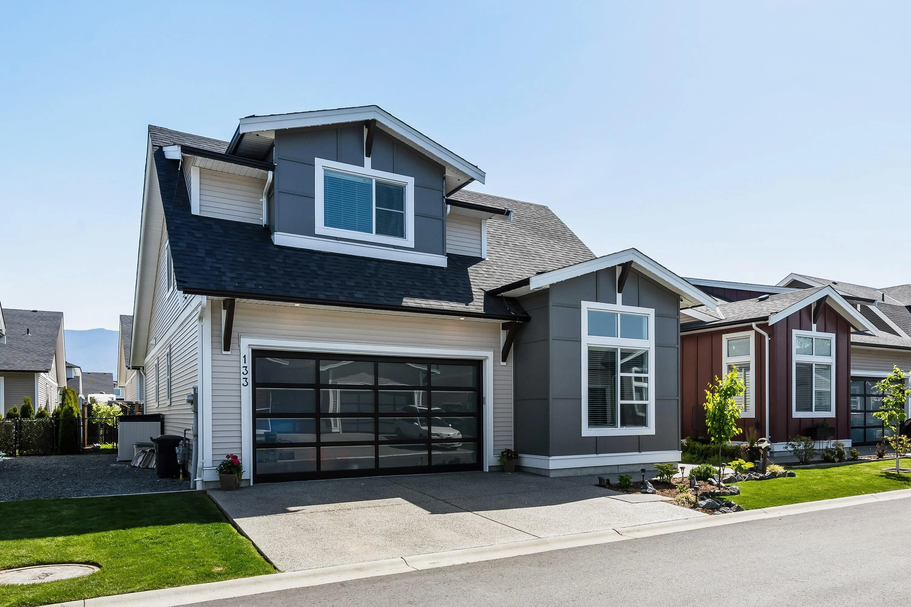 133 46213 Hakweles Road