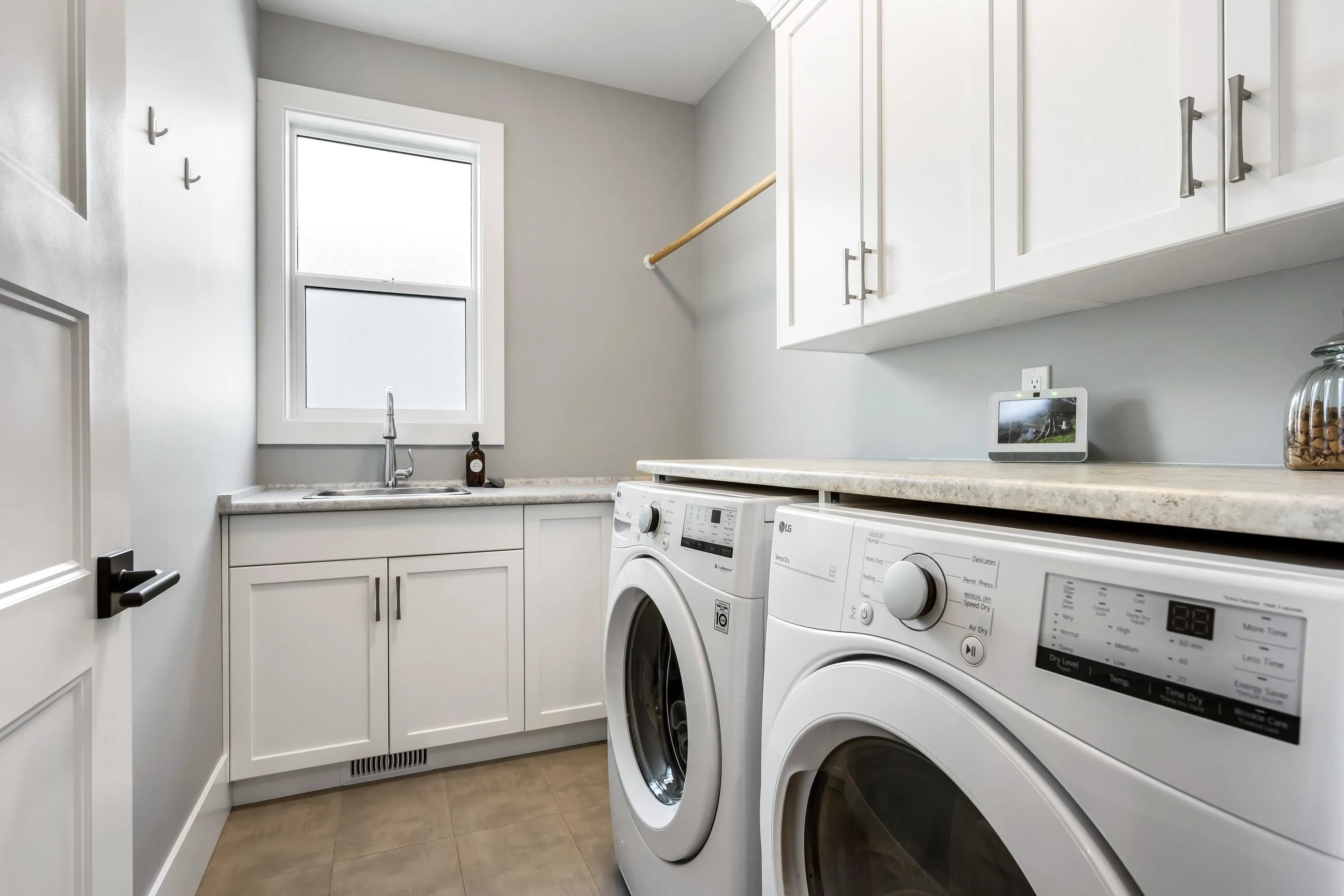 133 46213 Hakweles Road