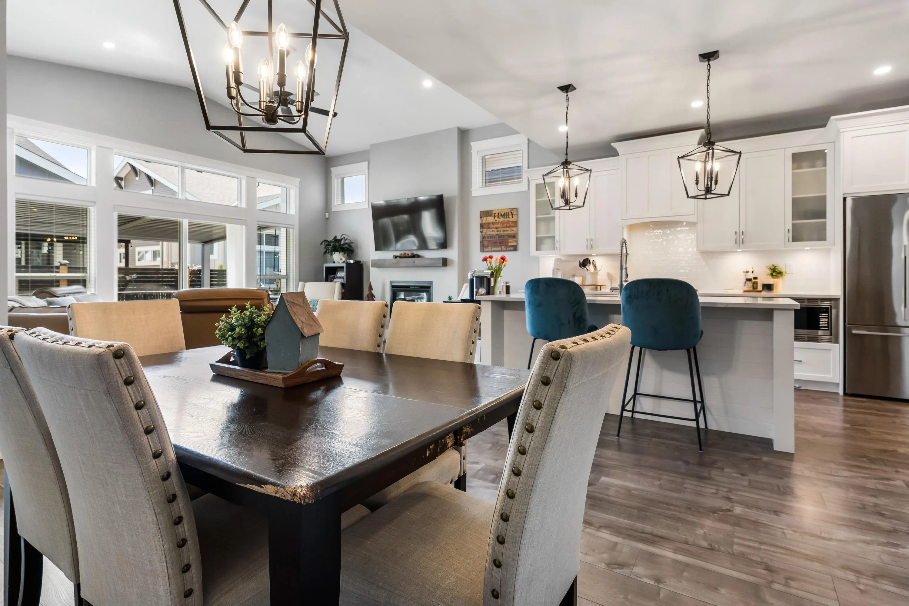 133 46213 Hakweles Road