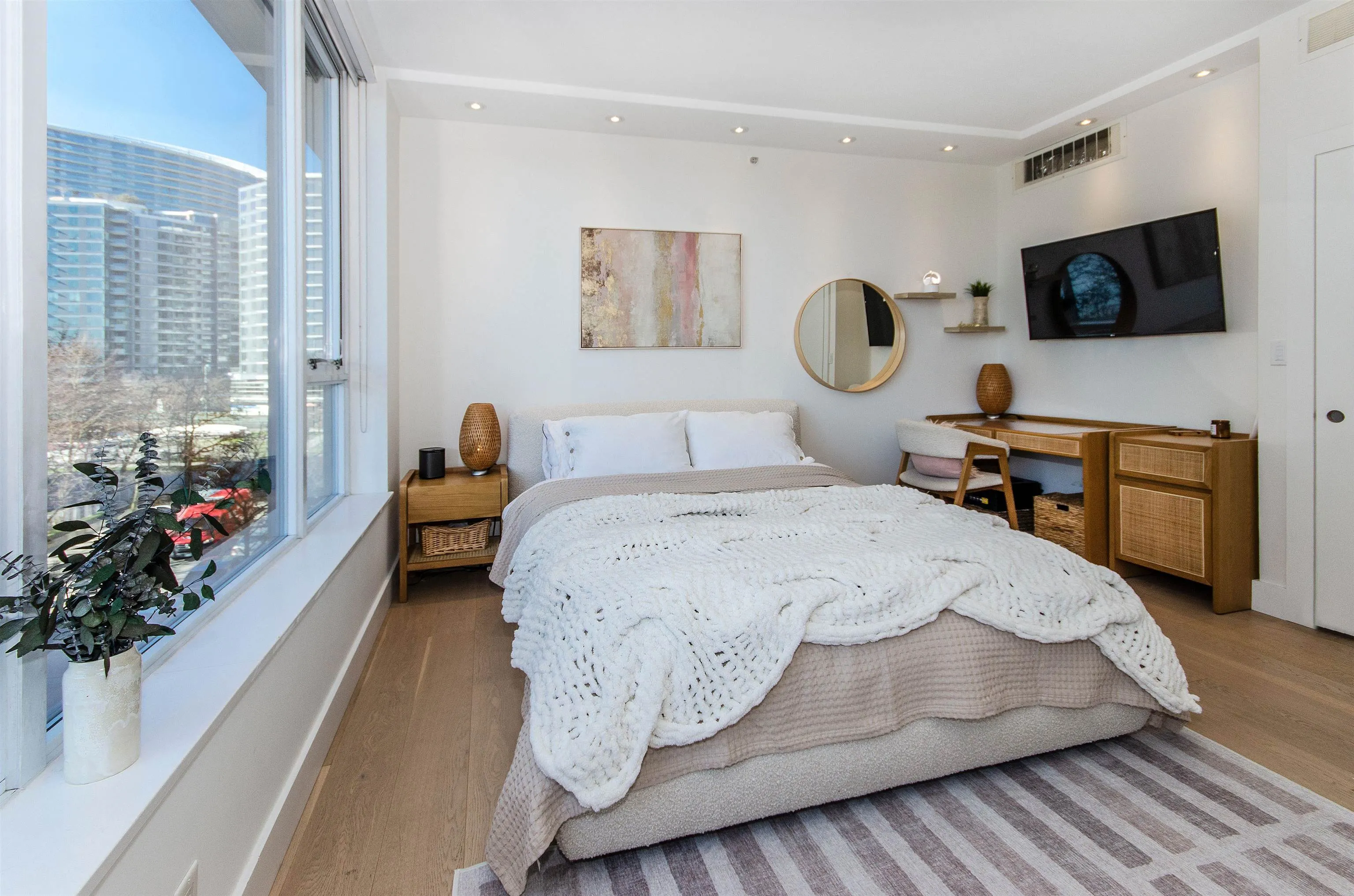 9 Smithe Mews