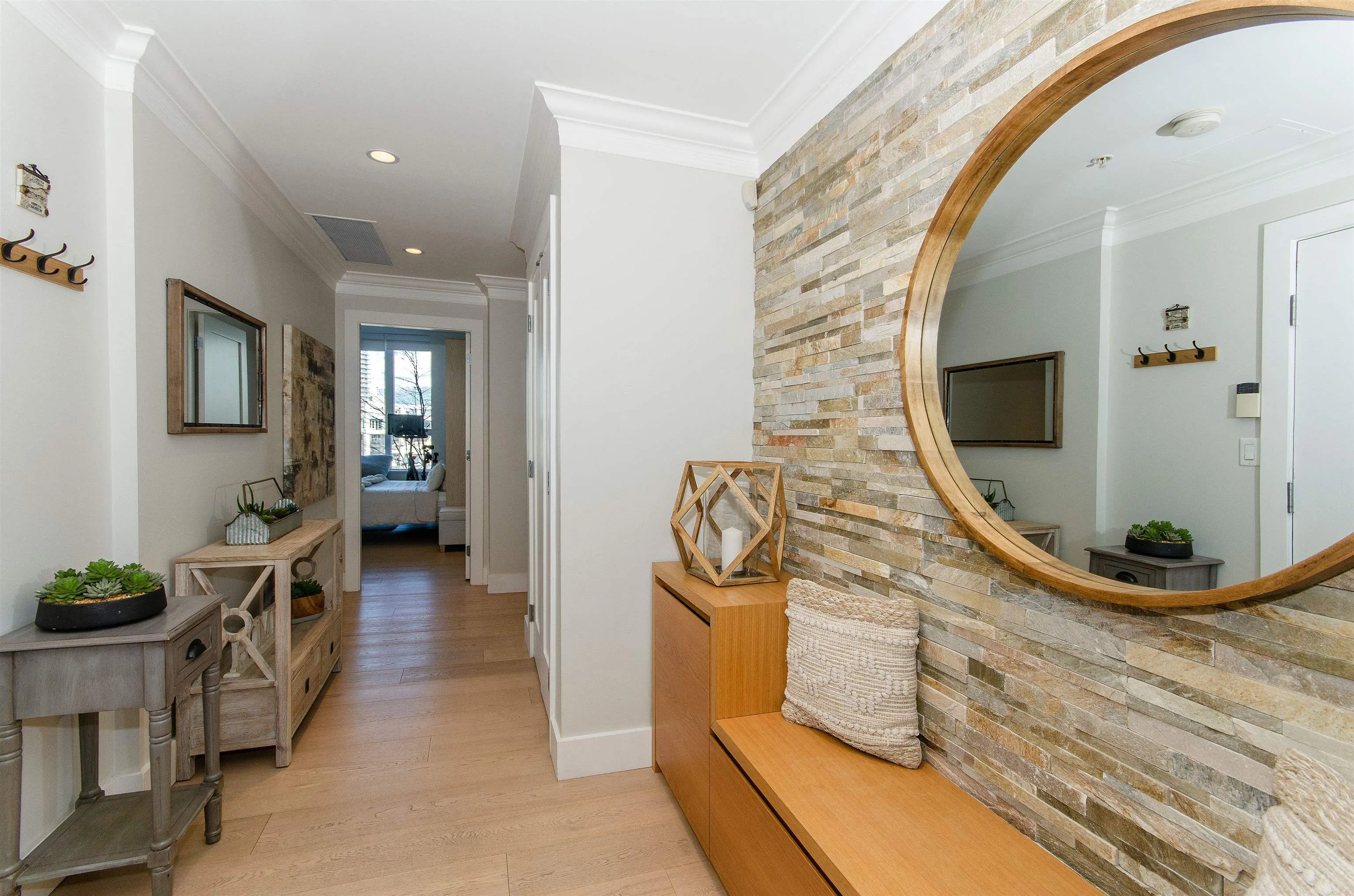 9 Smithe Mews