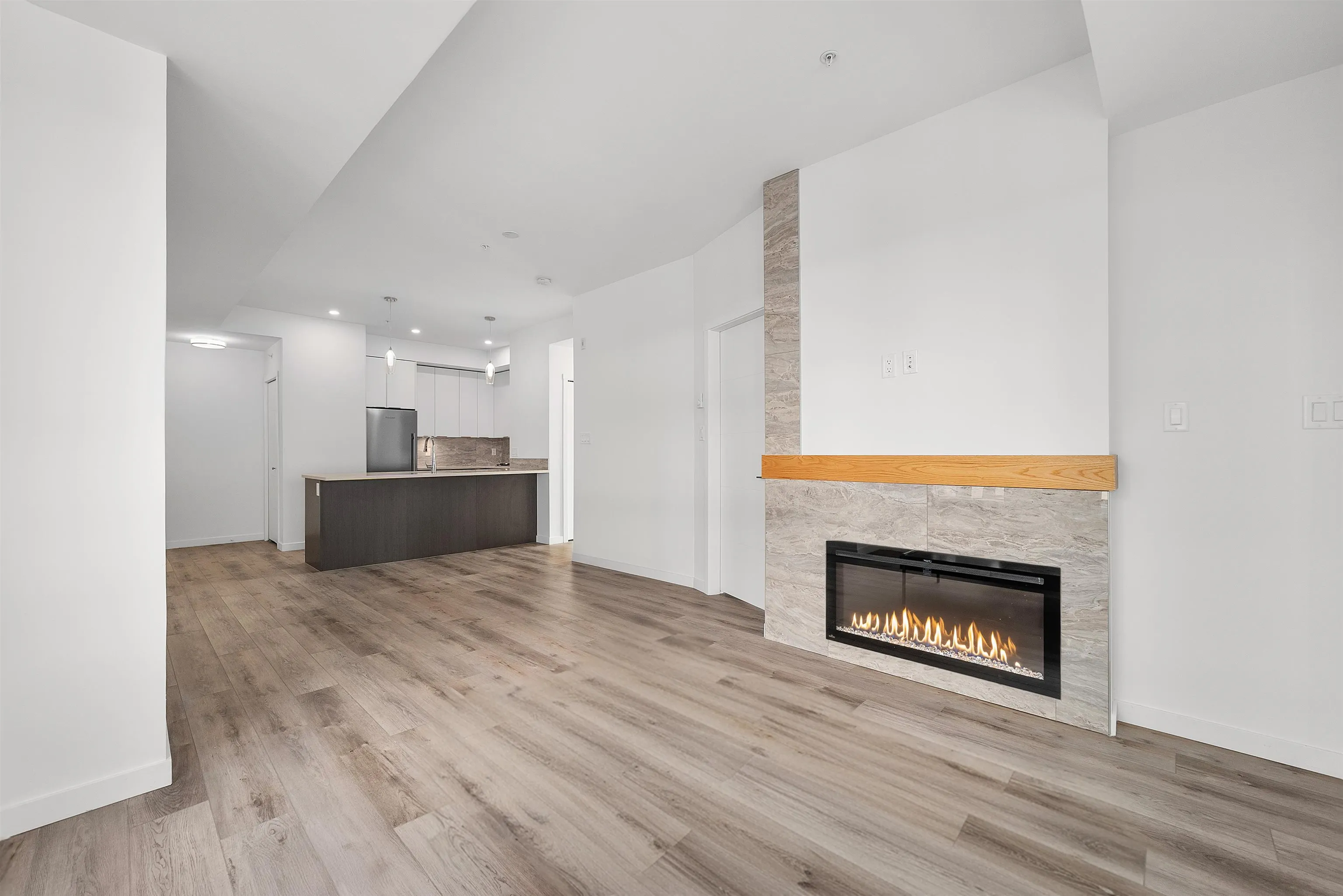 406 11639 227 Street