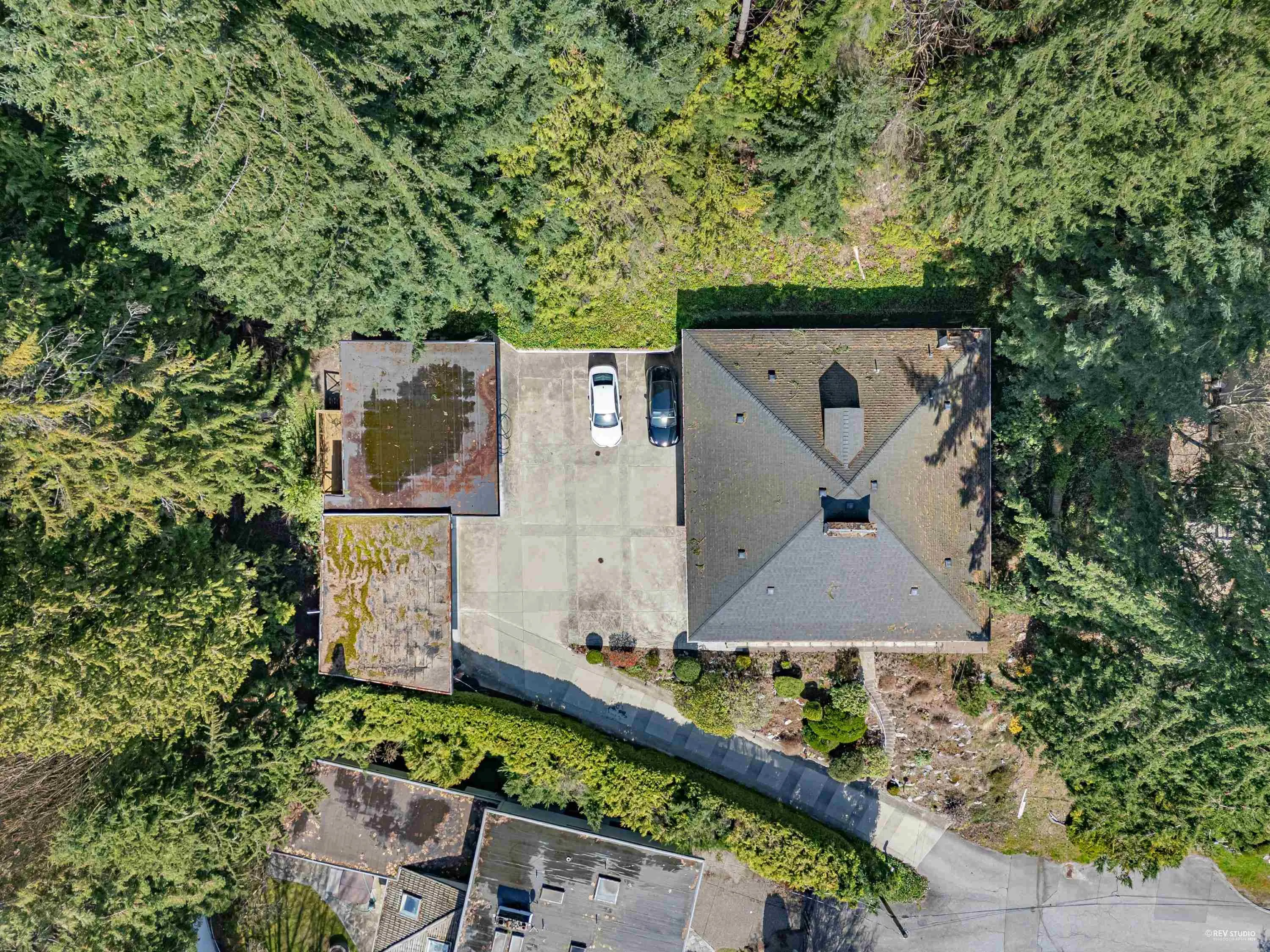 2755 Skilift Place