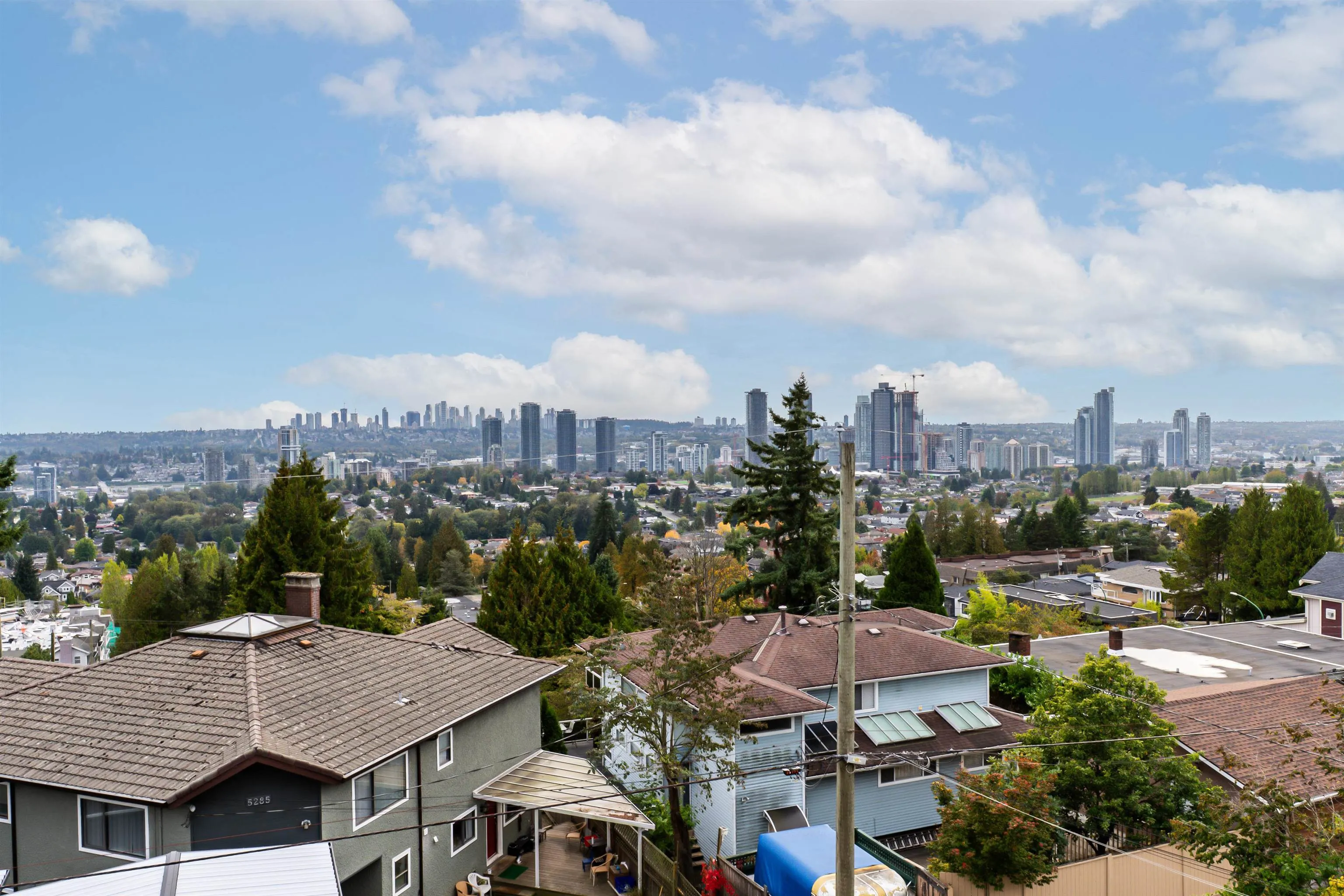 5290 Pandora Street