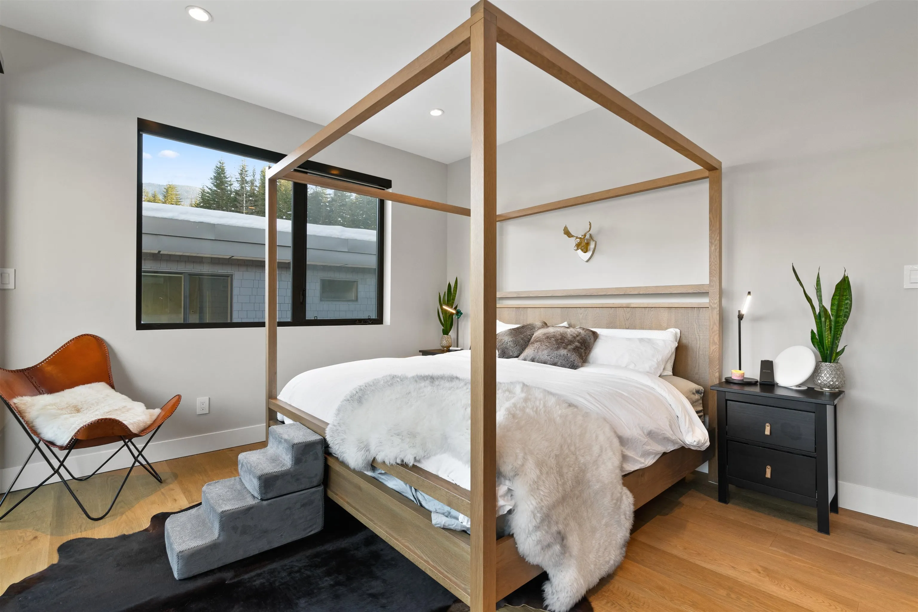 22 1350 Cloudburst Drive