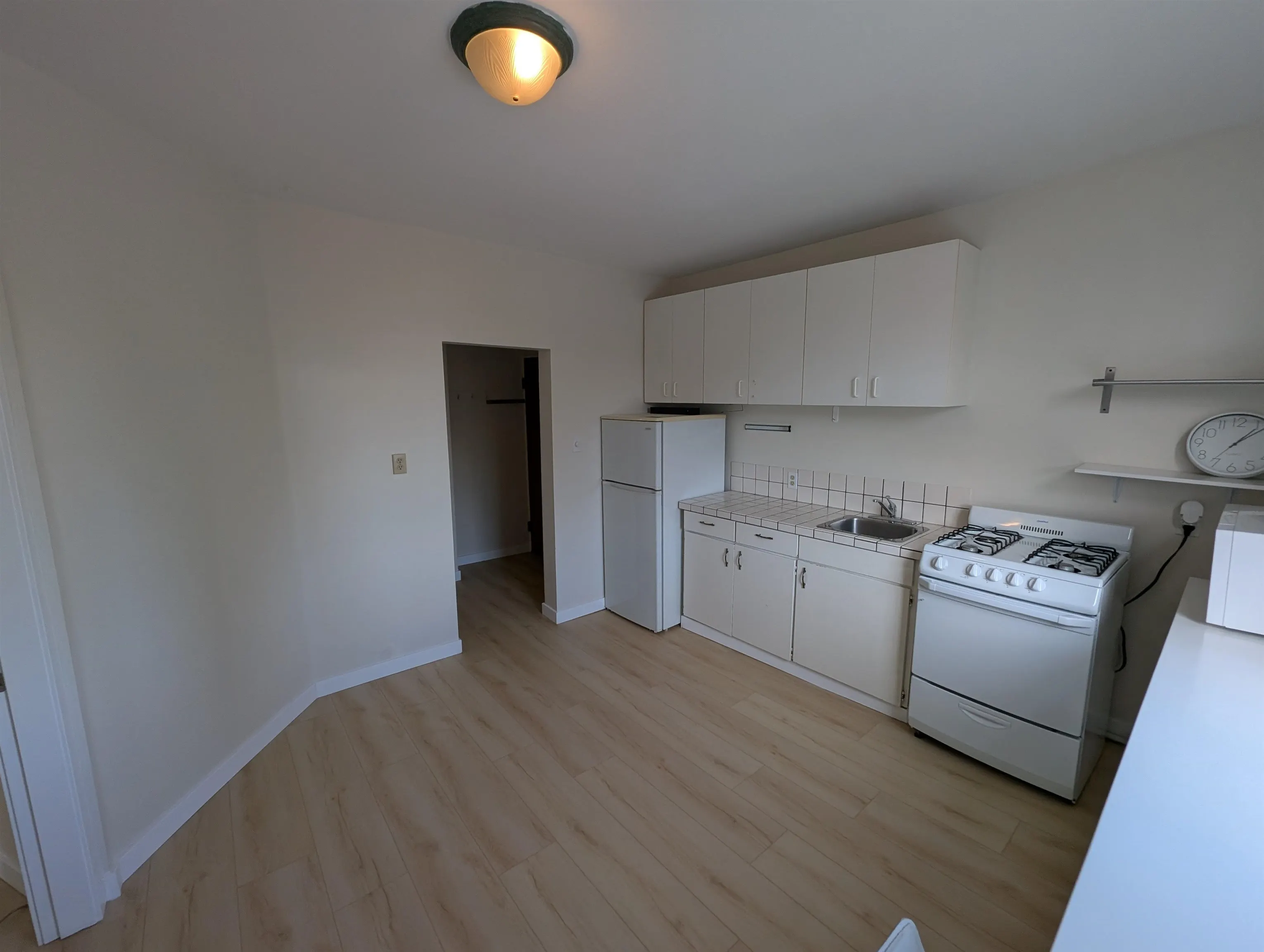 6 2603 Main Street