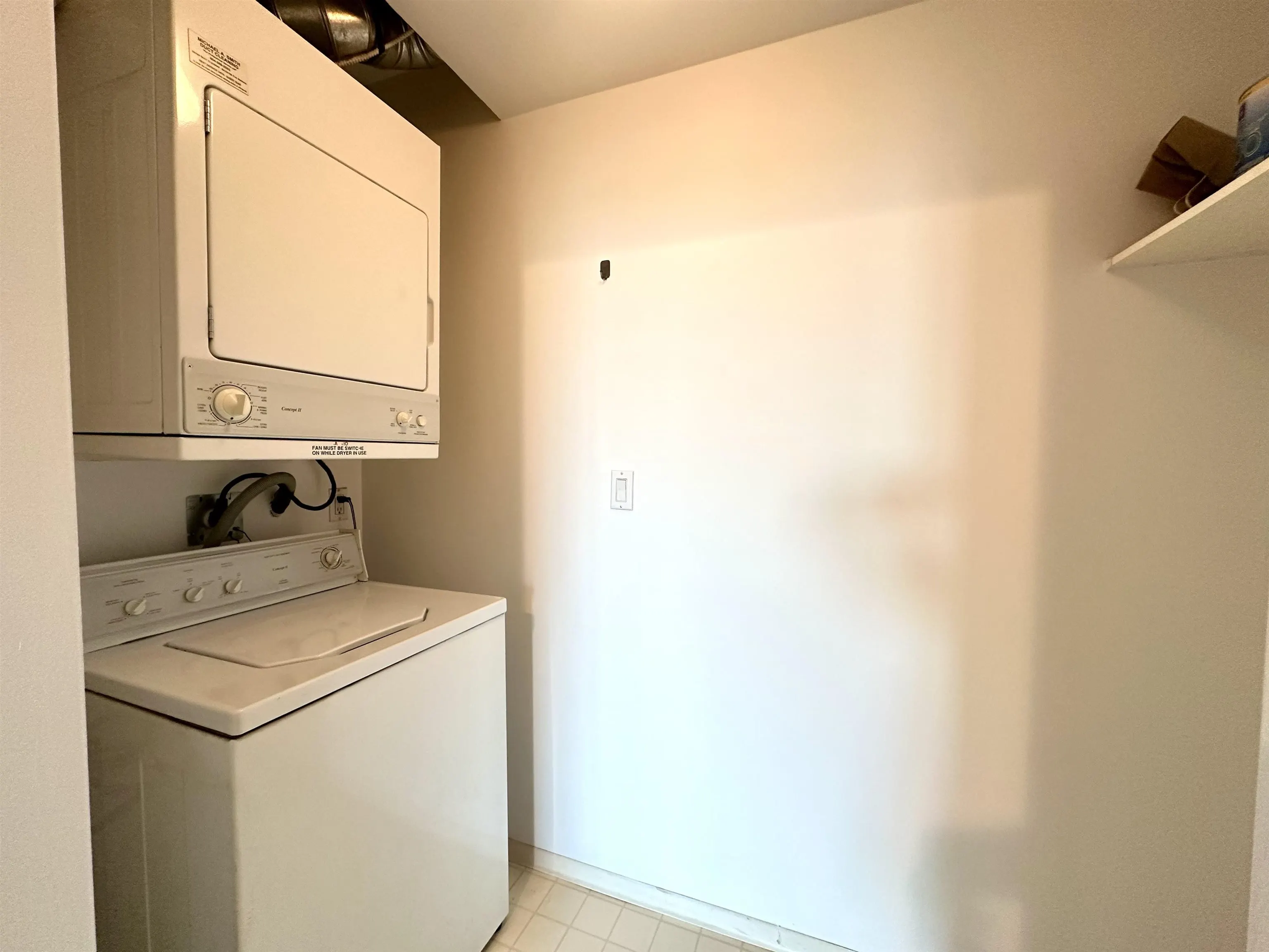 605 8871 Lansdowne Road