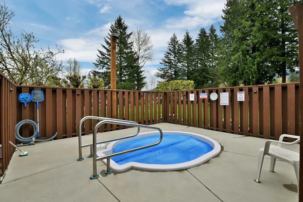 31 14600 Morris Valley Road