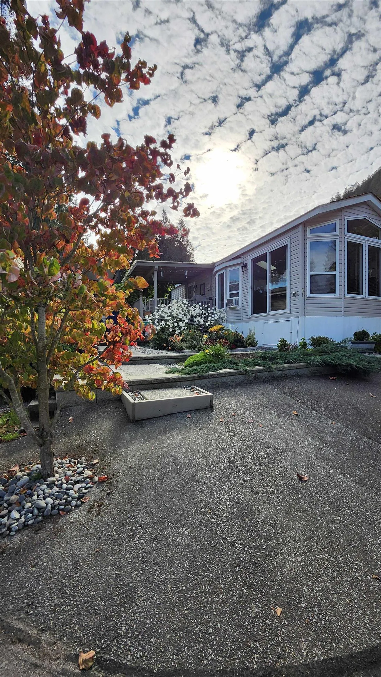31 14600 Morris Valley Road