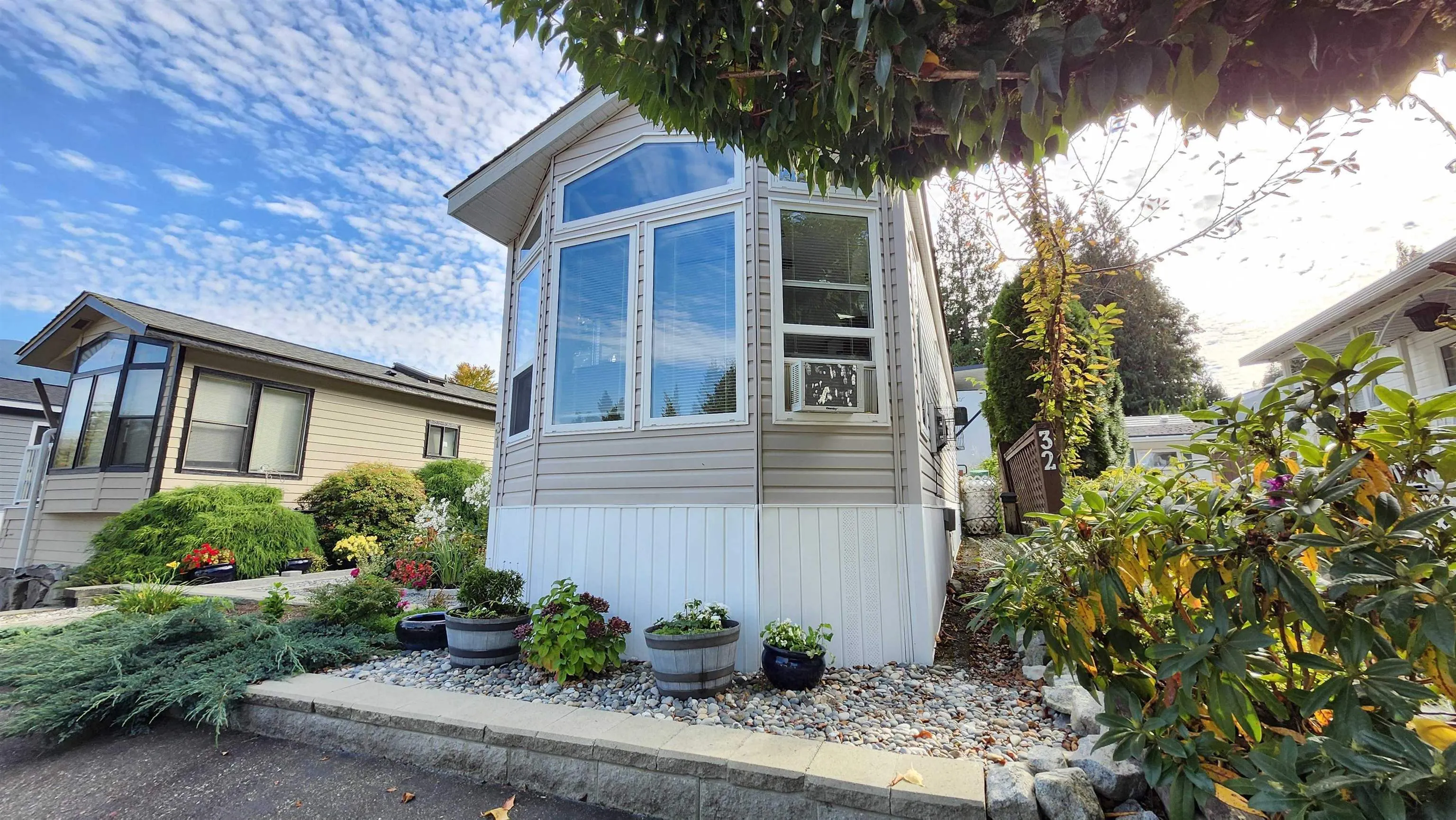 31 14600 Morris Valley Road