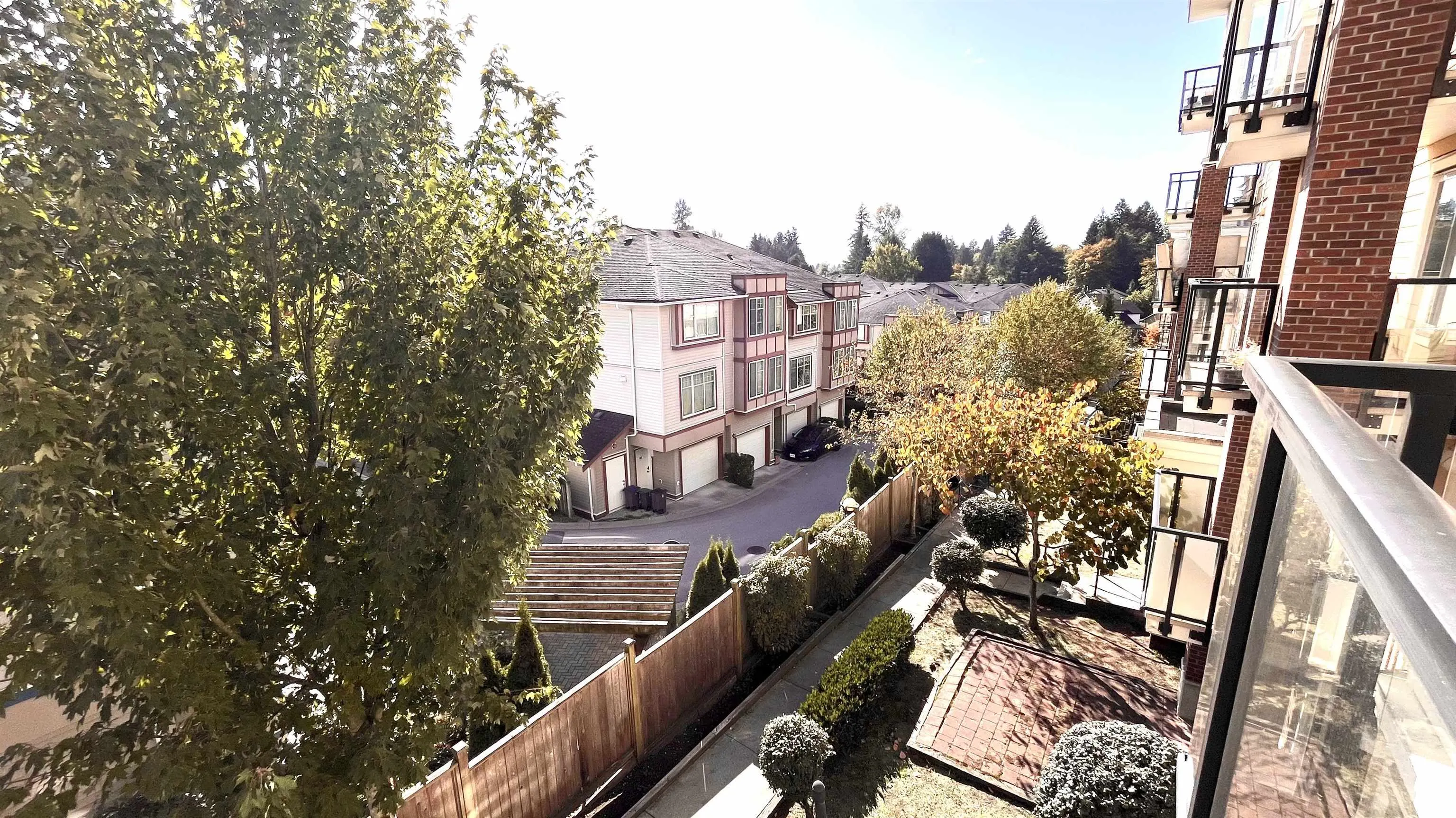 618 13883 Laurel Drive