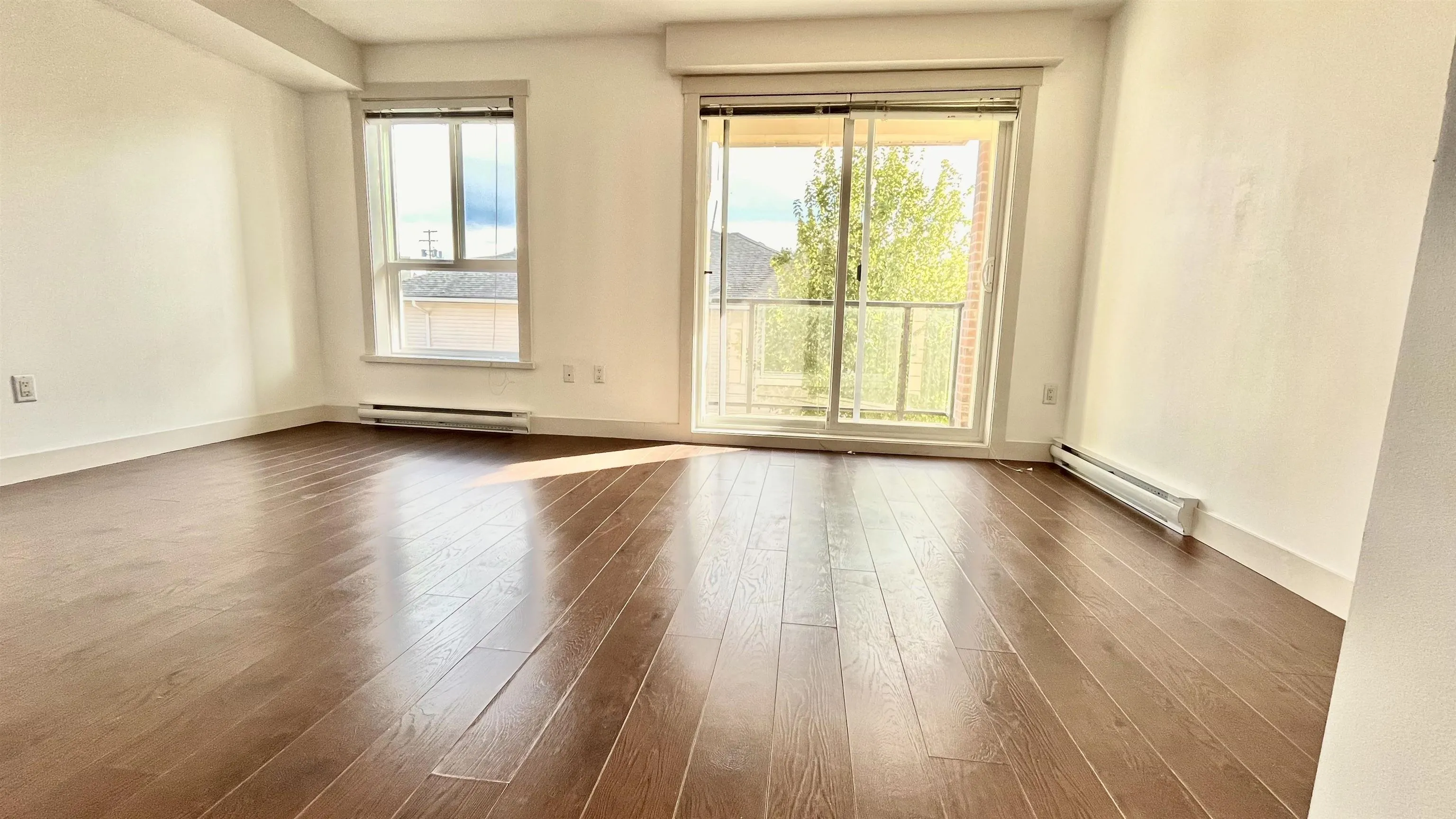 618 13883 Laurel Drive