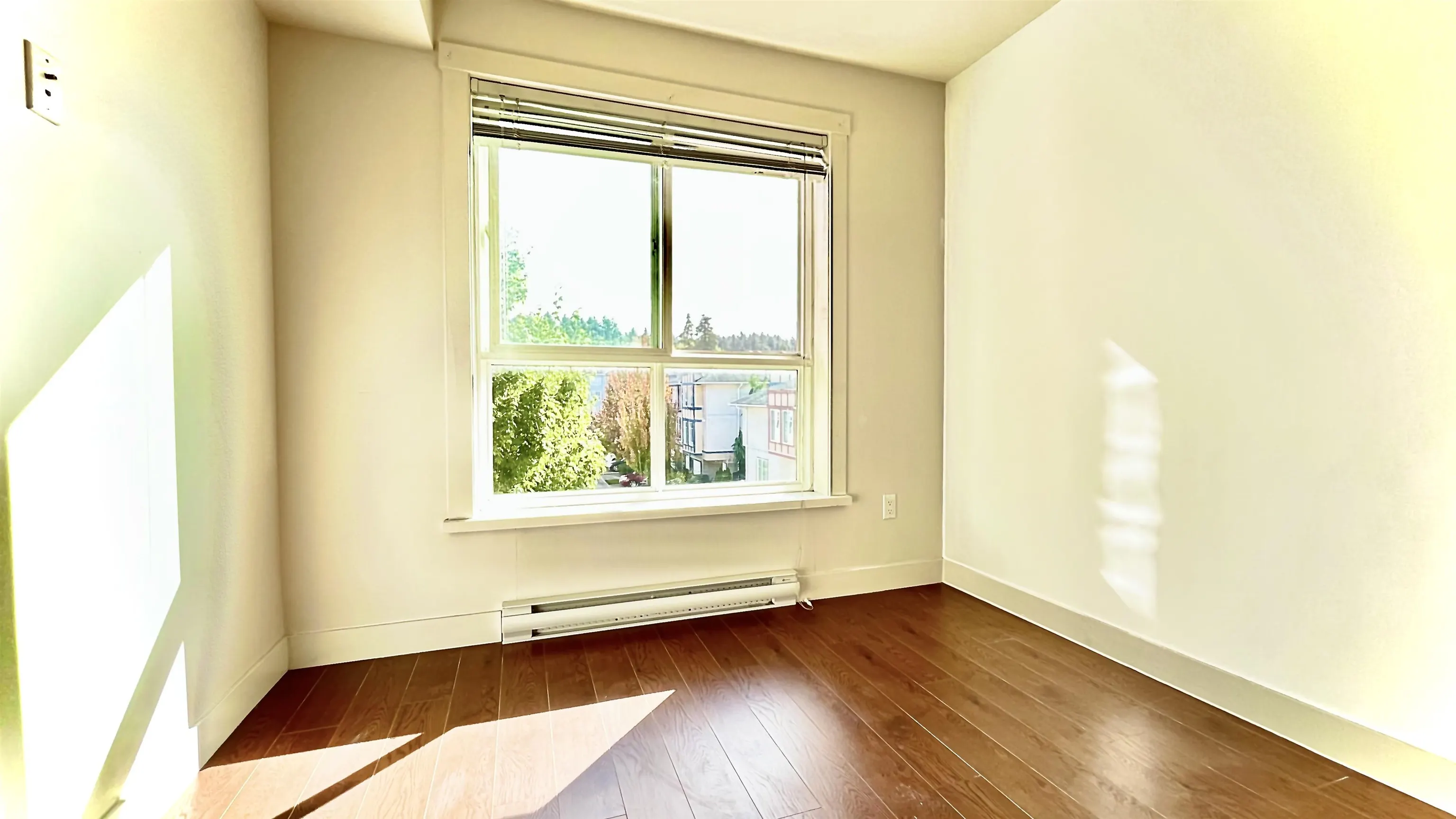 618 13883 Laurel Drive