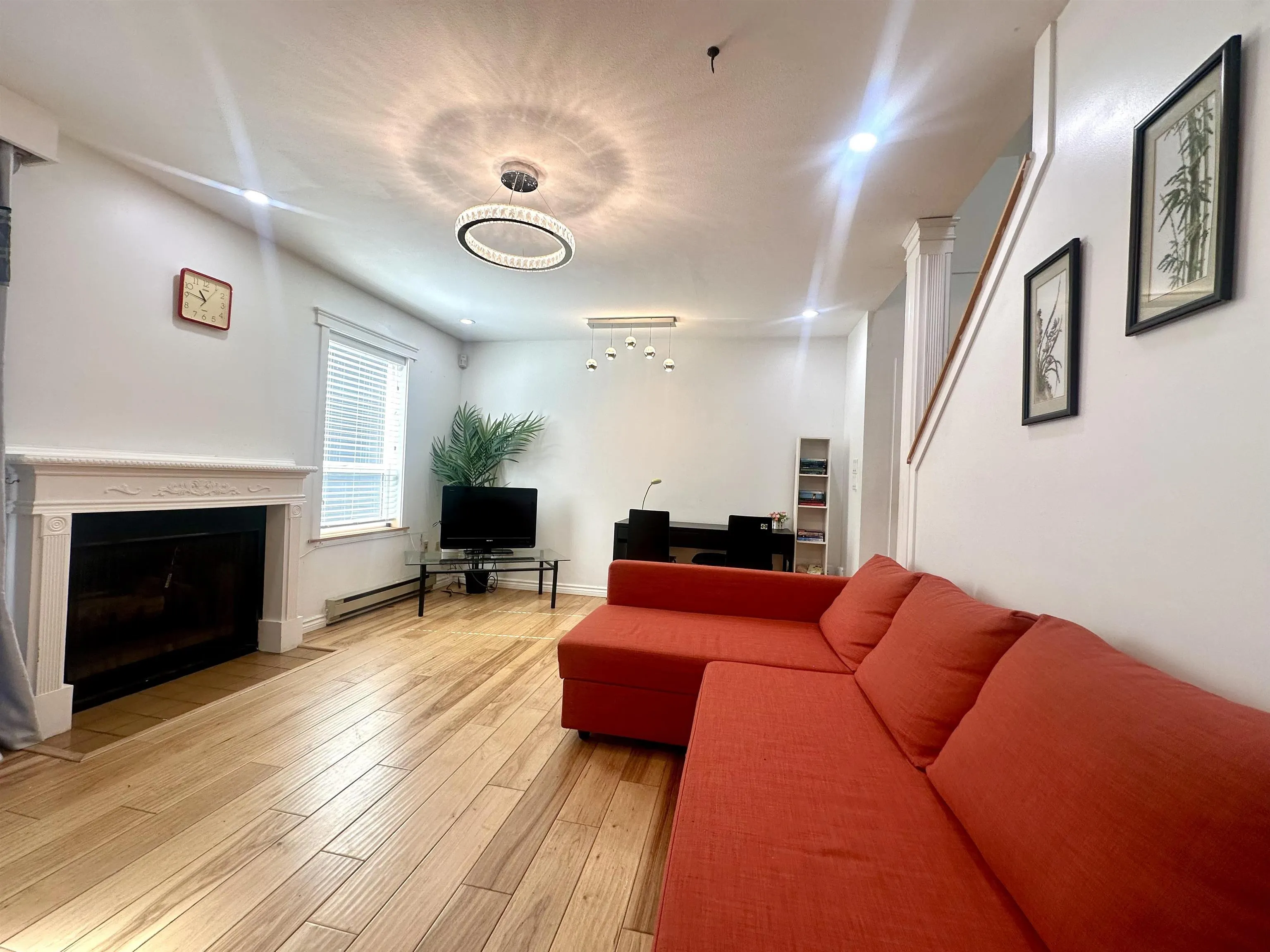 11 8700 Blundell Road