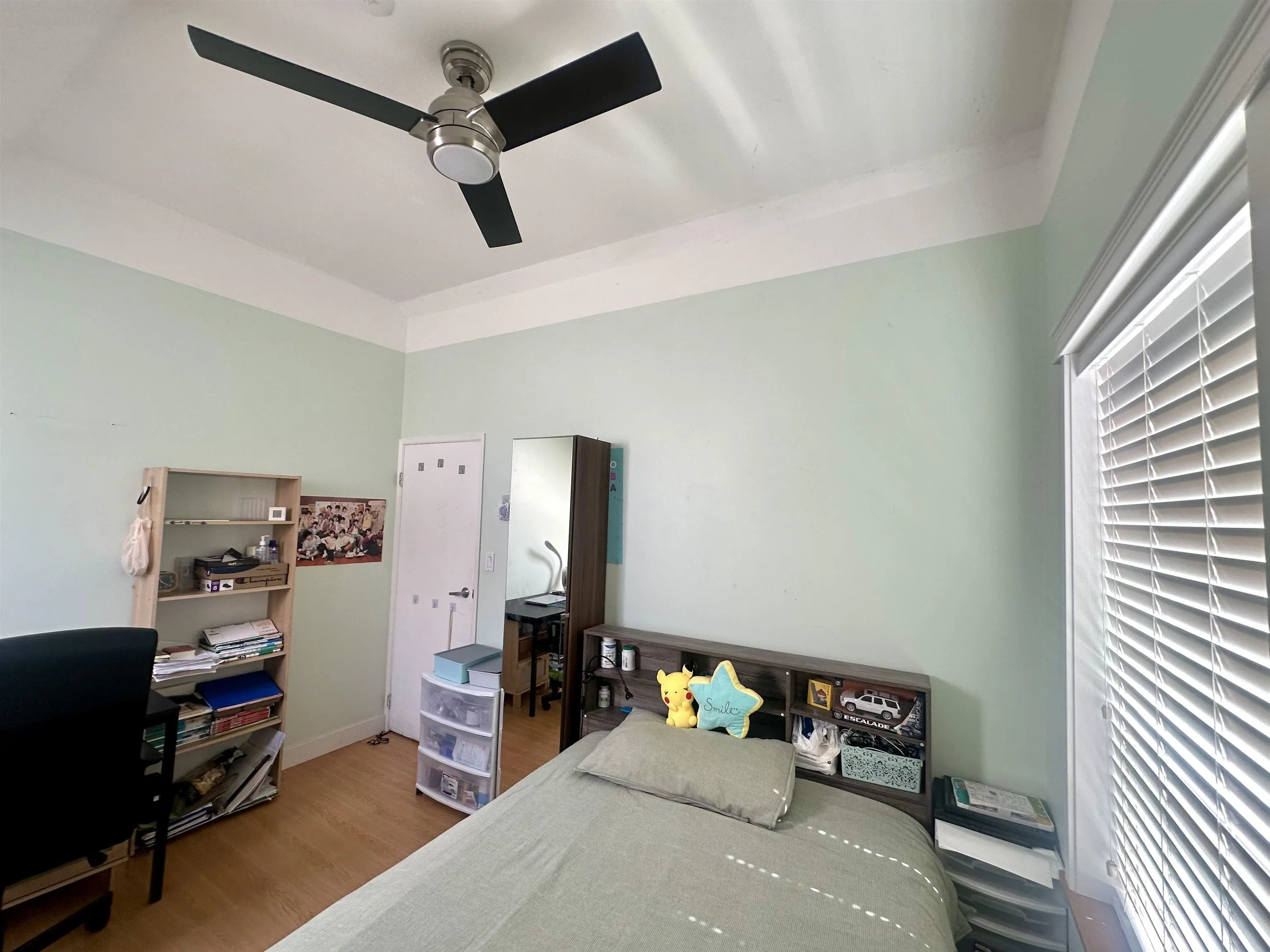 11 8700 Blundell Road