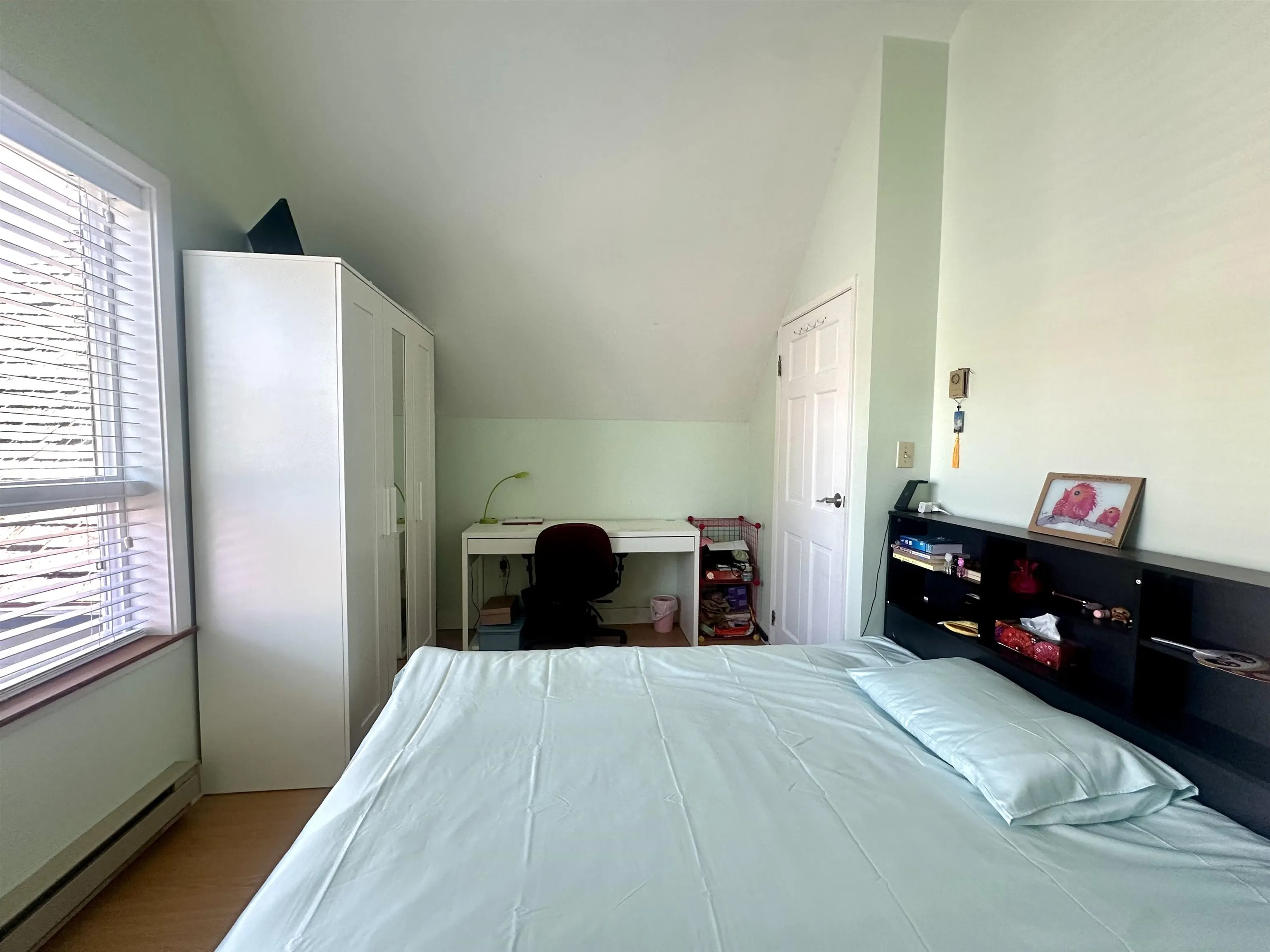 11 8700 Blundell Road