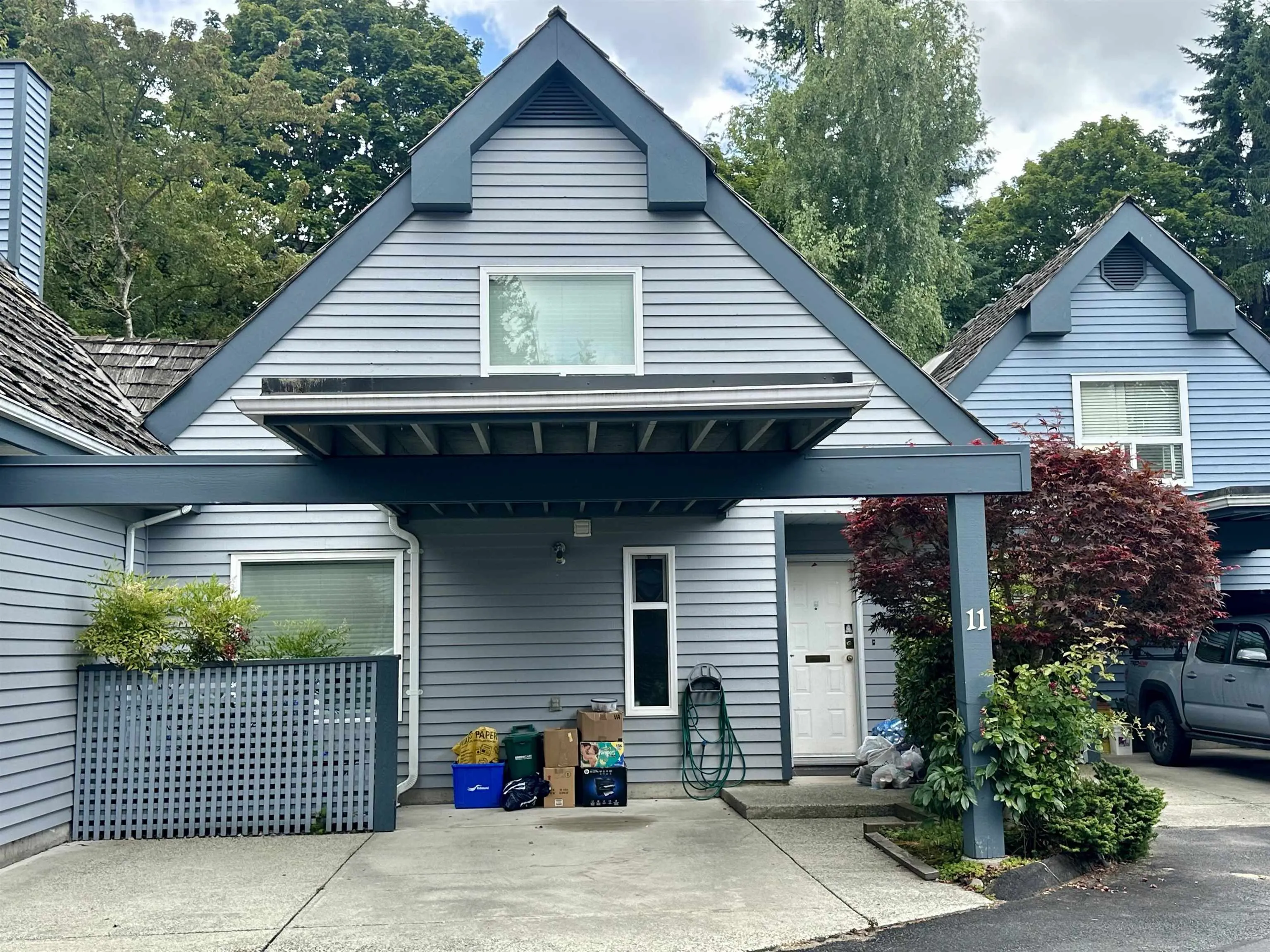 11 8700 Blundell Road