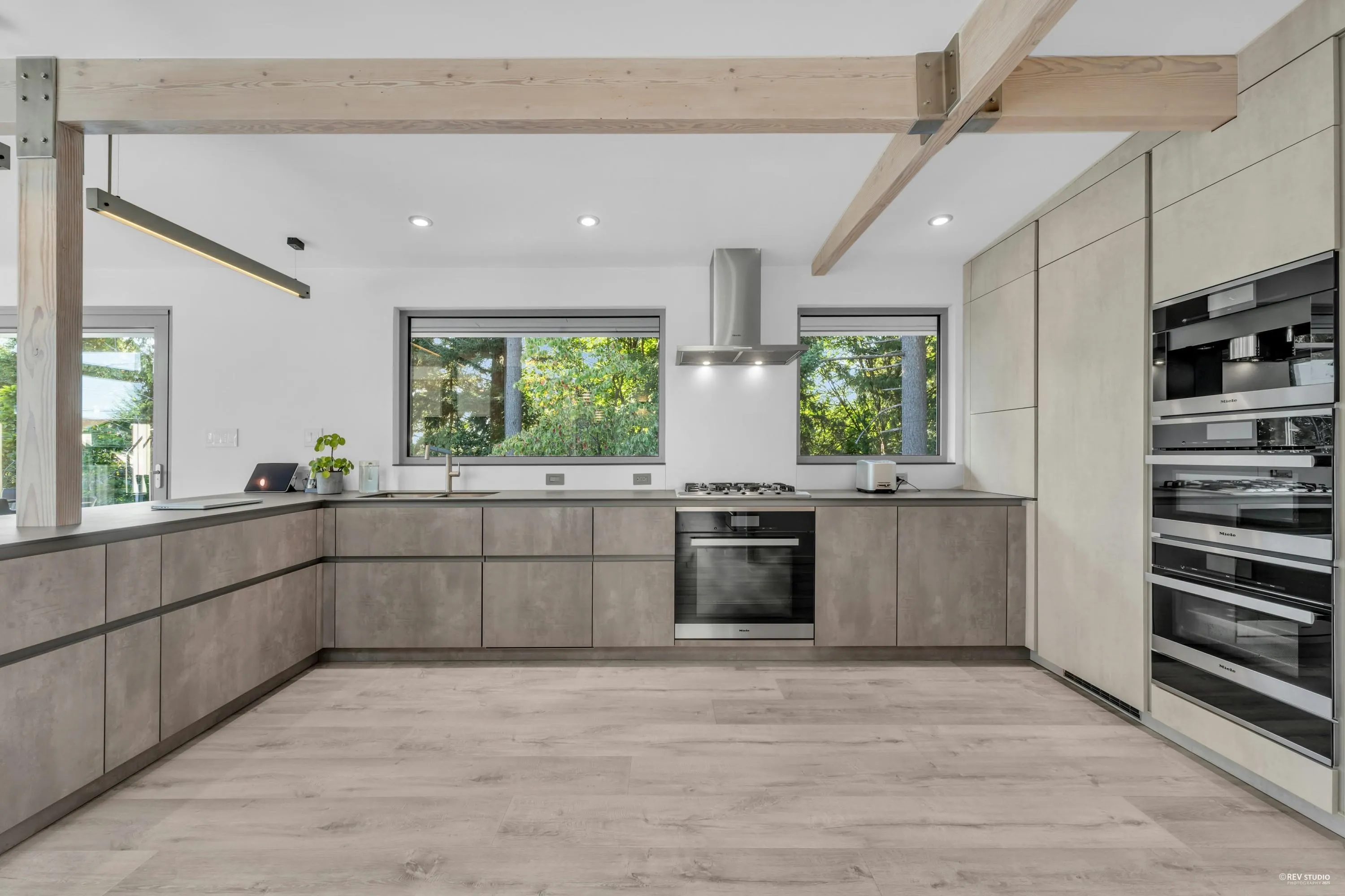 4138 Burkehill Road