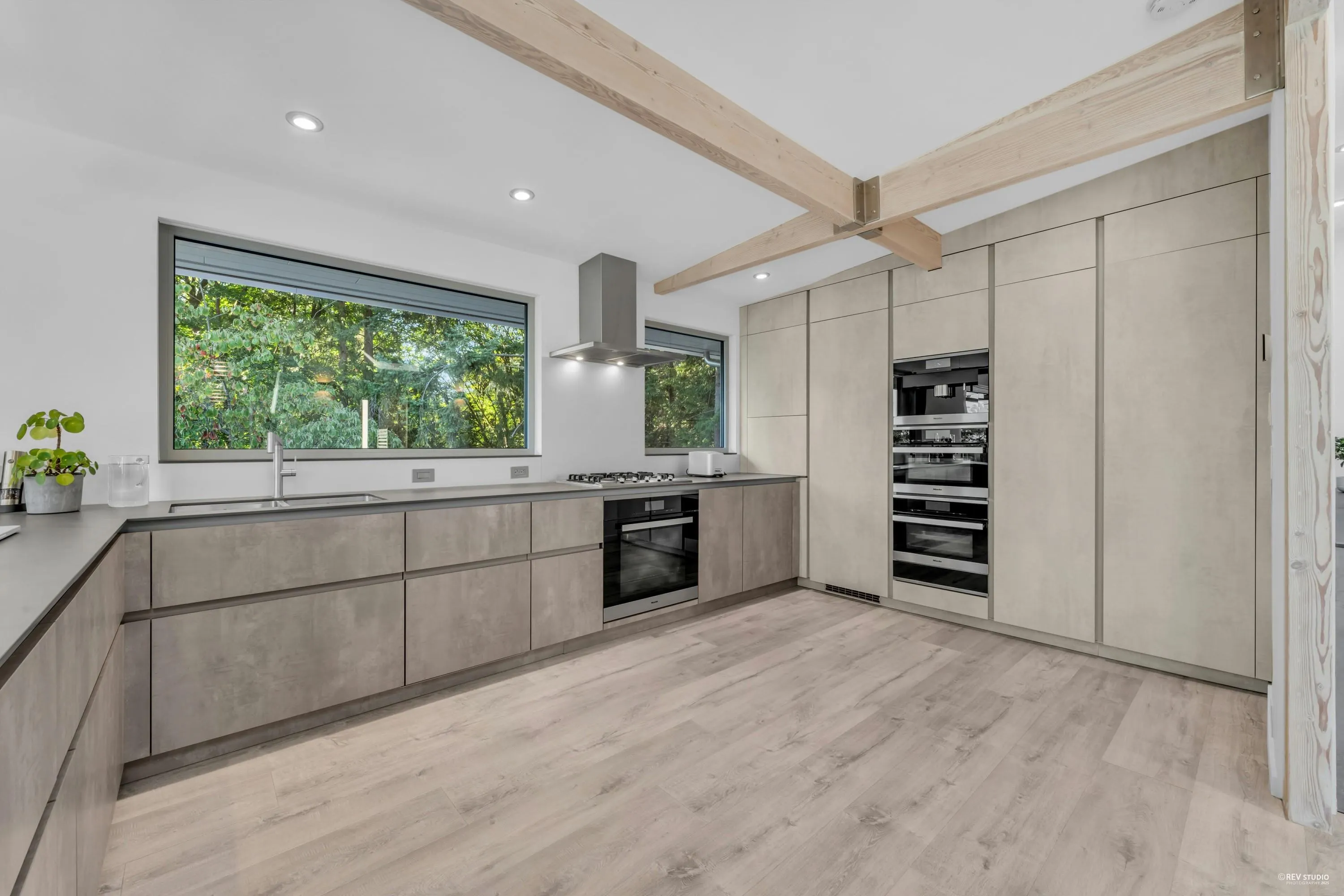 4138 Burkehill Road
