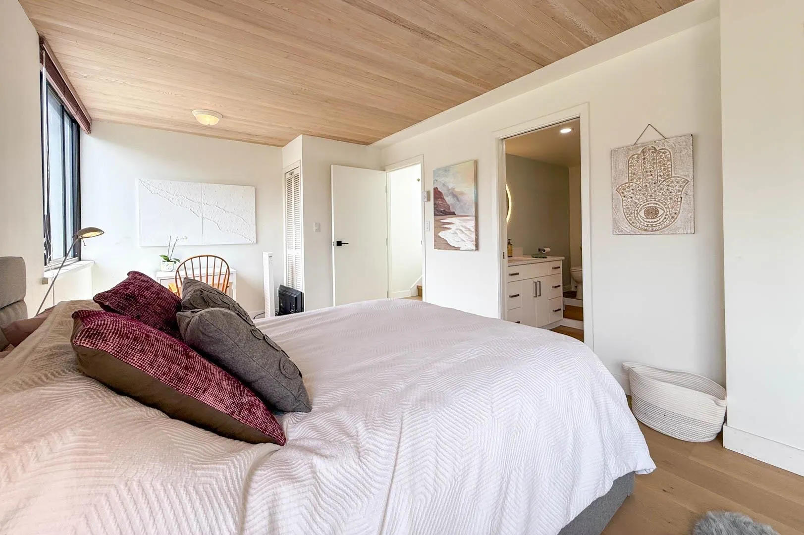 248 658 Leg-In-Boot Square