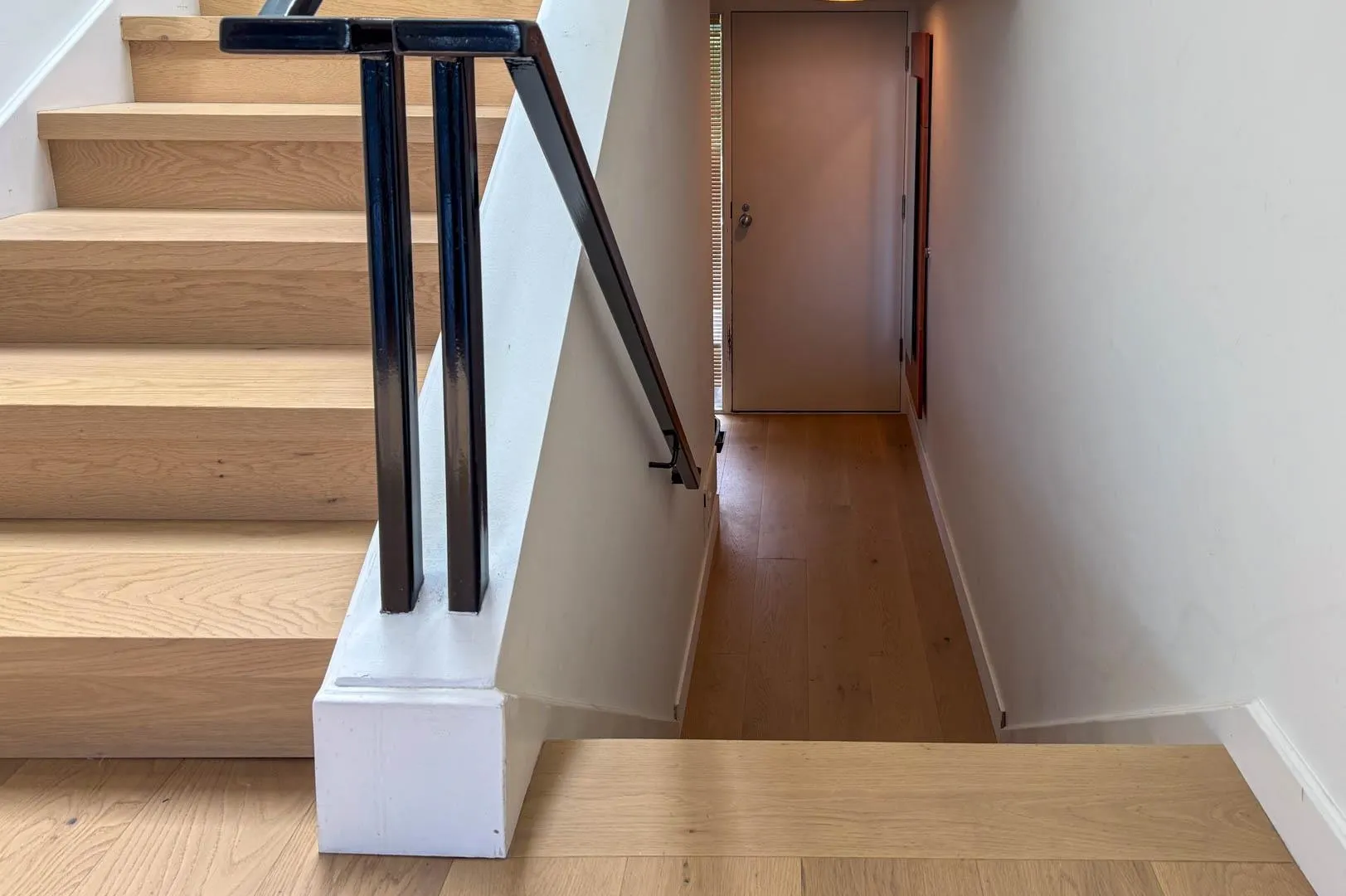 248 658 Leg-In-Boot Square