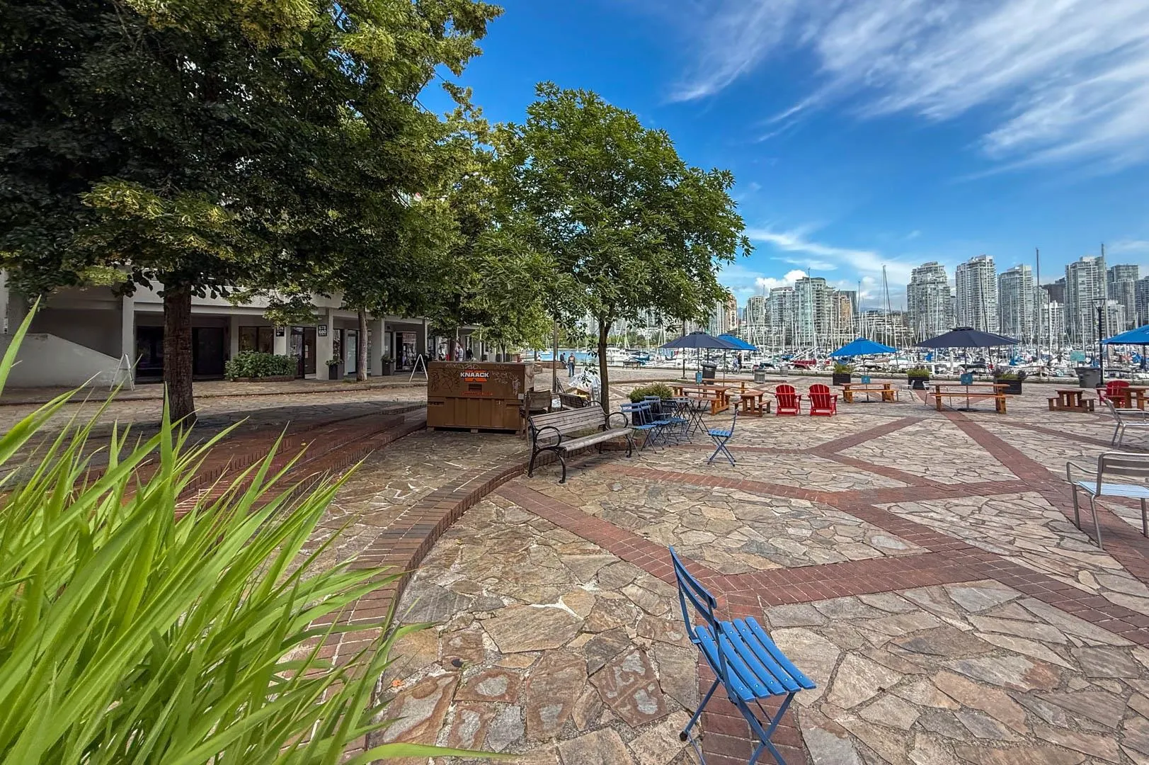 248 658 Leg-In-Boot Square