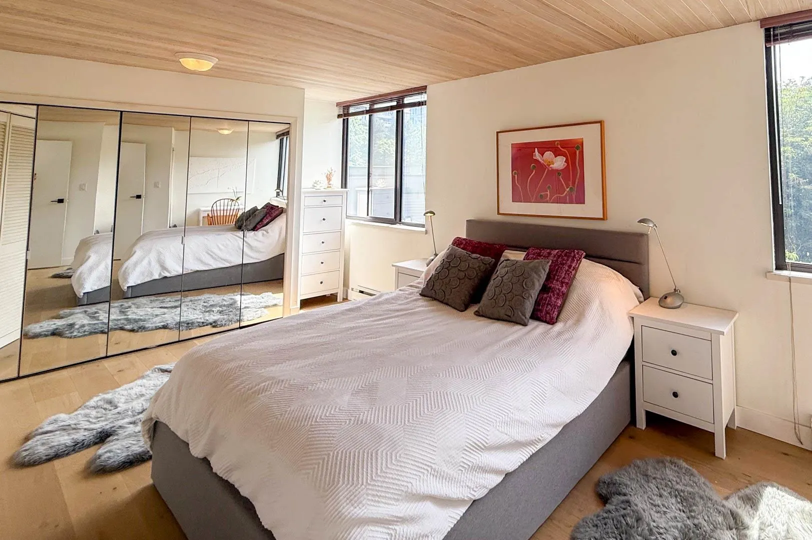 248 658 Leg-In-Boot Square