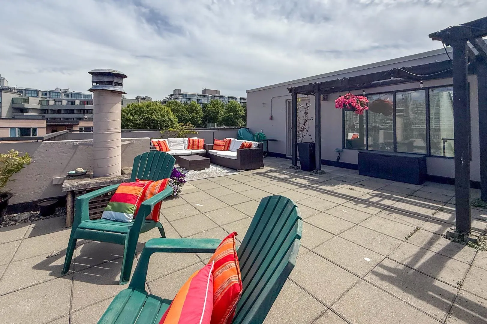 248 658 Leg-In-Boot Square