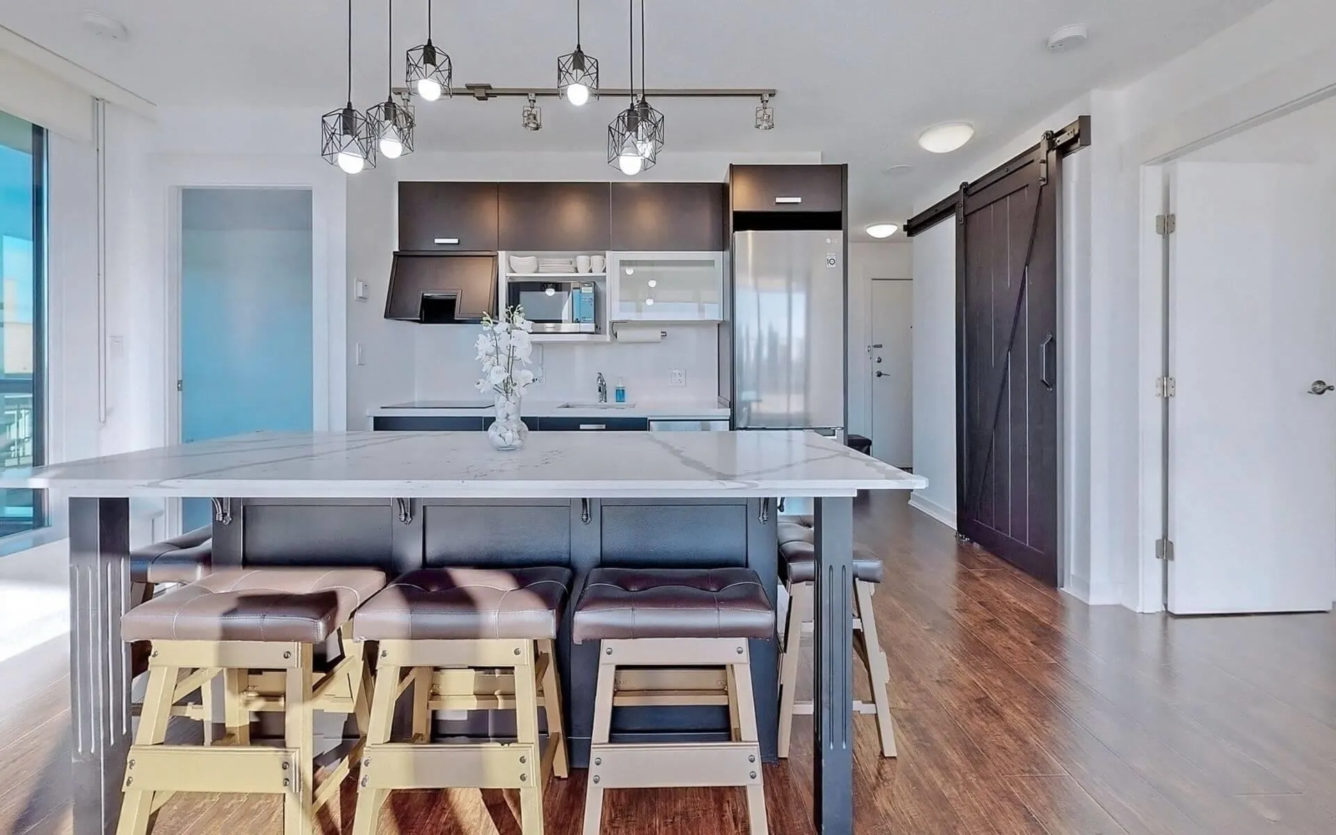 2104 10777 University Drive