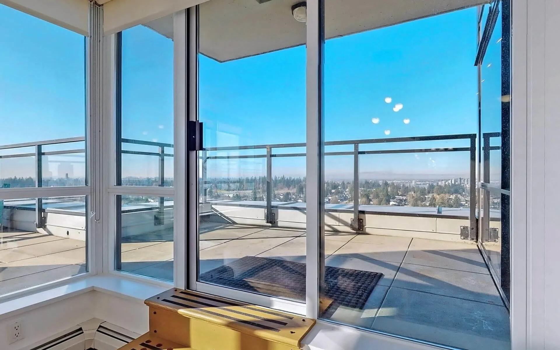 2104 10777 University Drive