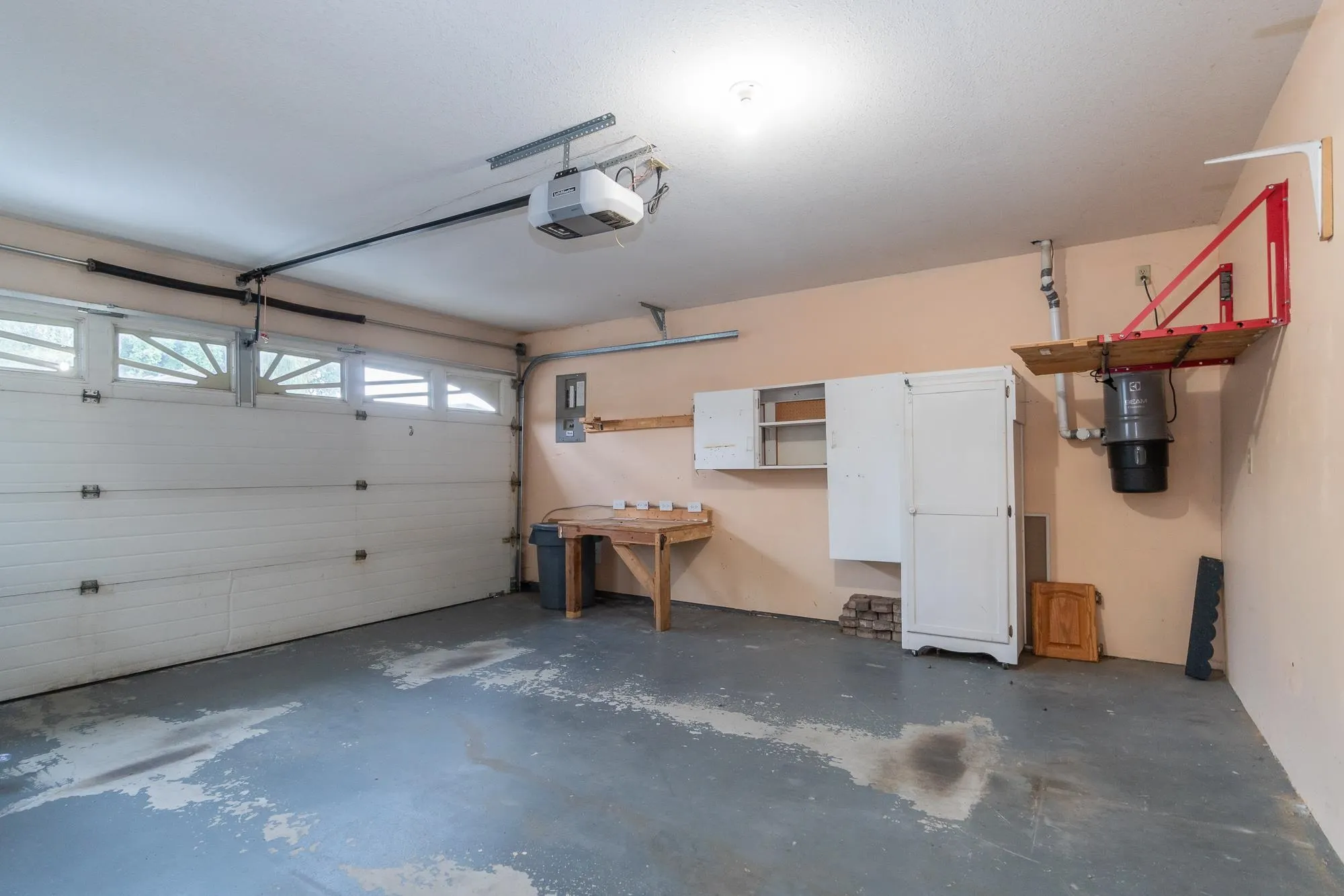 31 8500 Young Road