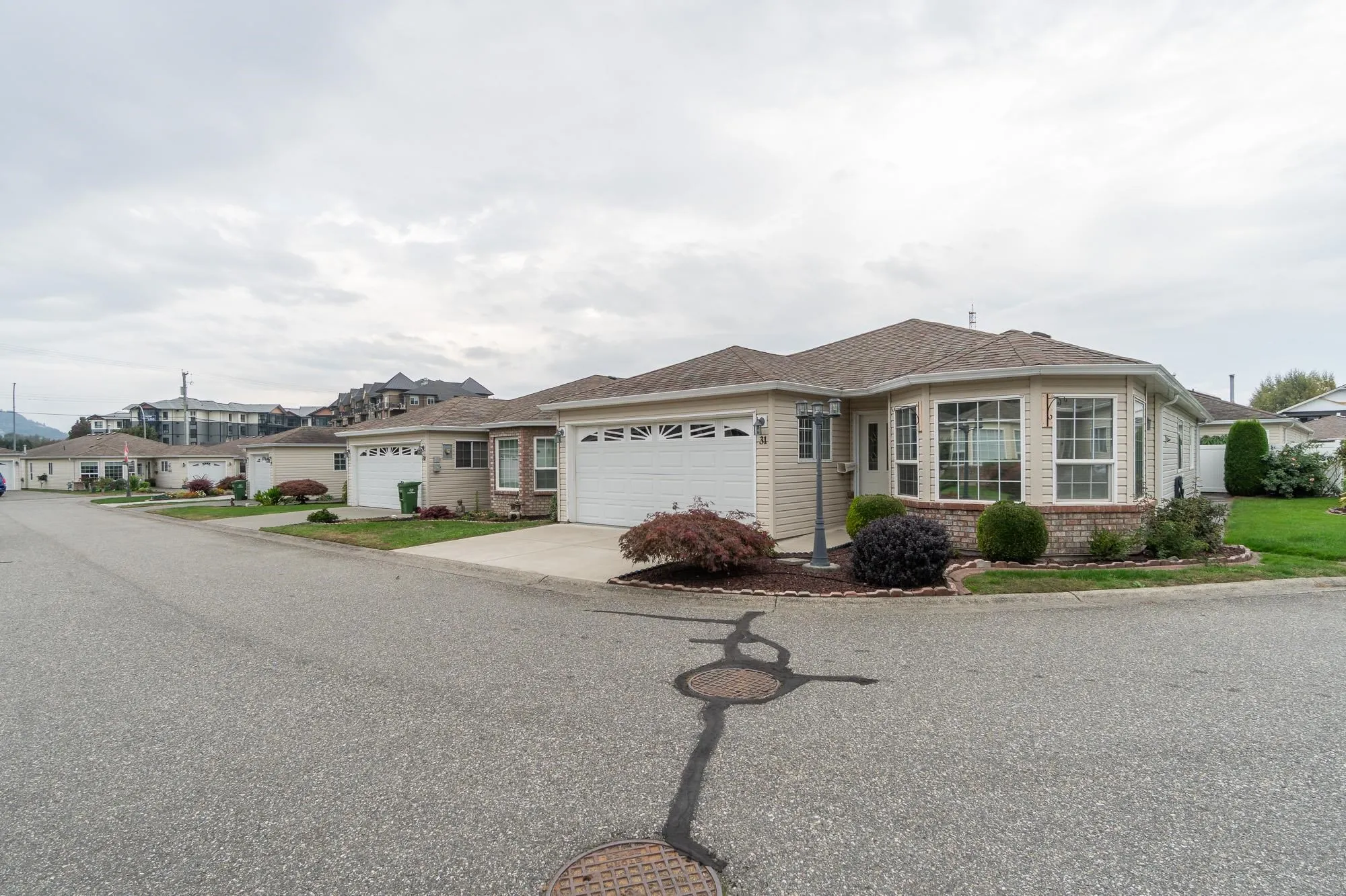 31 8500 Young Road